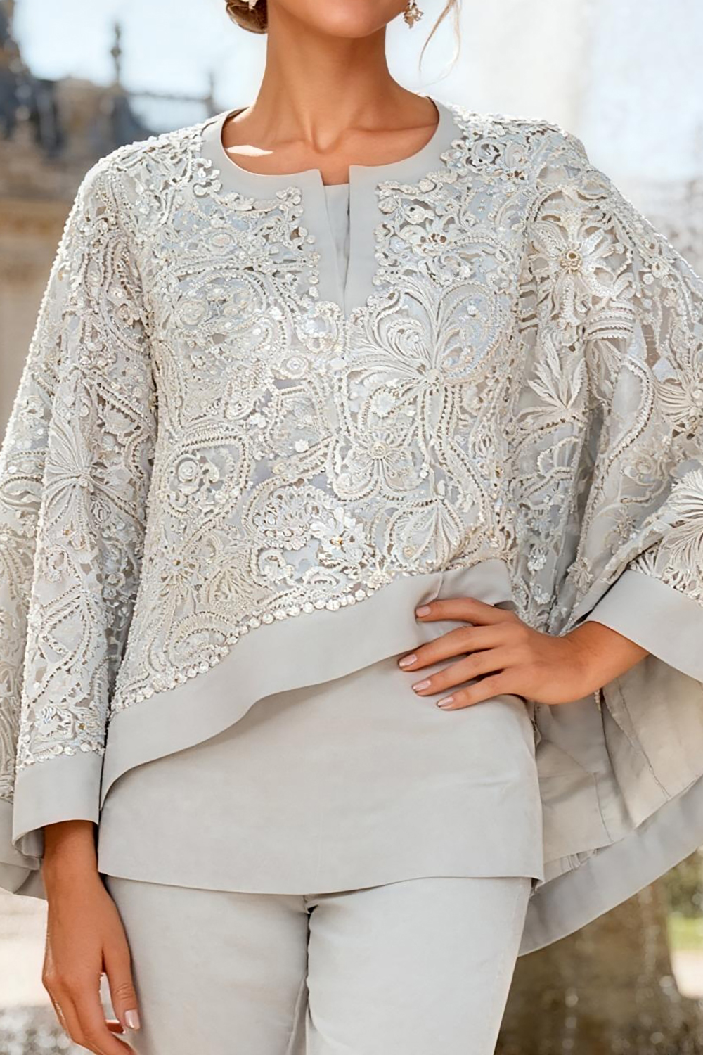 Sparkly Silver Beaded Lace 2 Piece Mother of the Bride Pant Suits with Cape