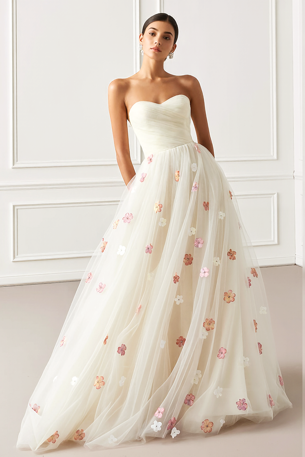 Floral White Tulle A Line Sweetheart Ruched Long Prom Dress