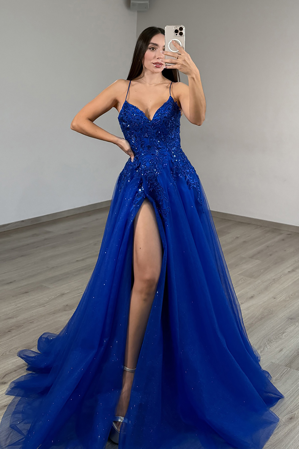 Sparkly Beaded Royal Blue V-Neck Tulle Long Prom Dress with Slit