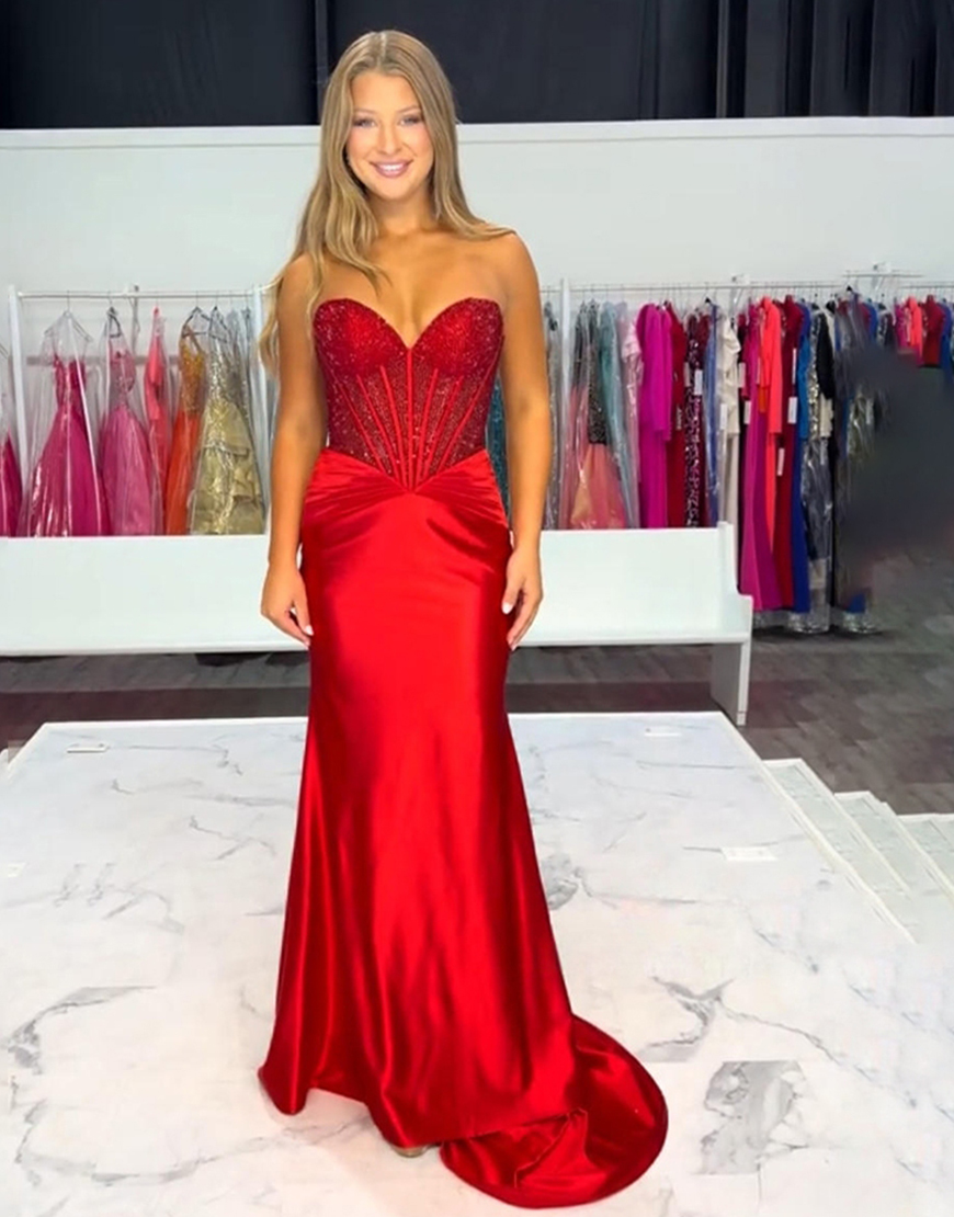 Sparkly Dark Green Sweetheart Mermaid Corset Long Prom Dress with Beading