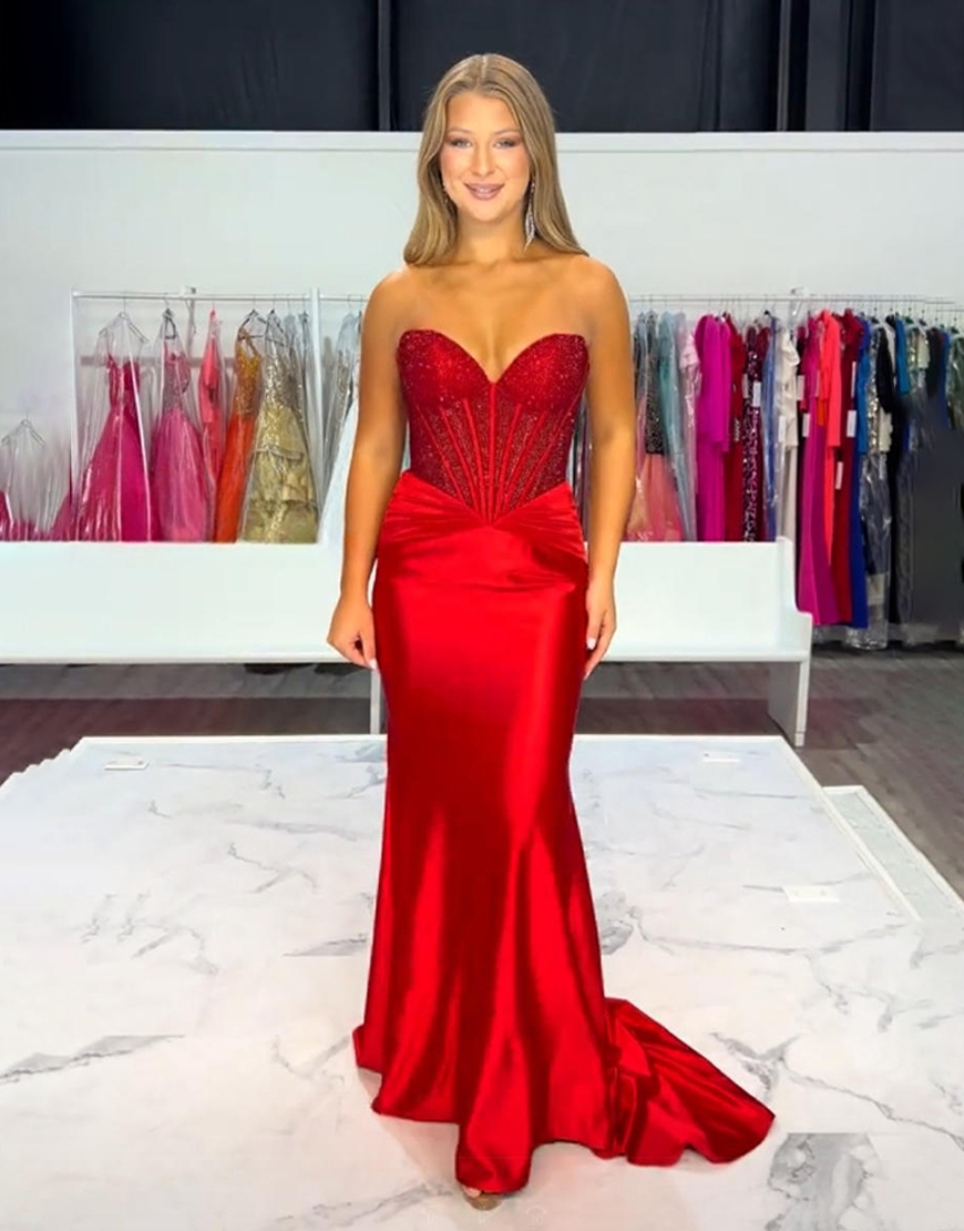 Sparkly Dark Green Sweetheart Mermaid Corset Long Prom Dress with Beading