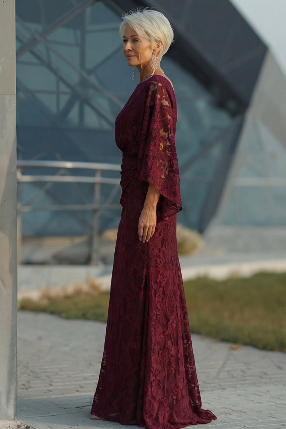 Floral Burgundy Lace Sheath Boat Neck Long Mother of the Bride Dress with Pockets