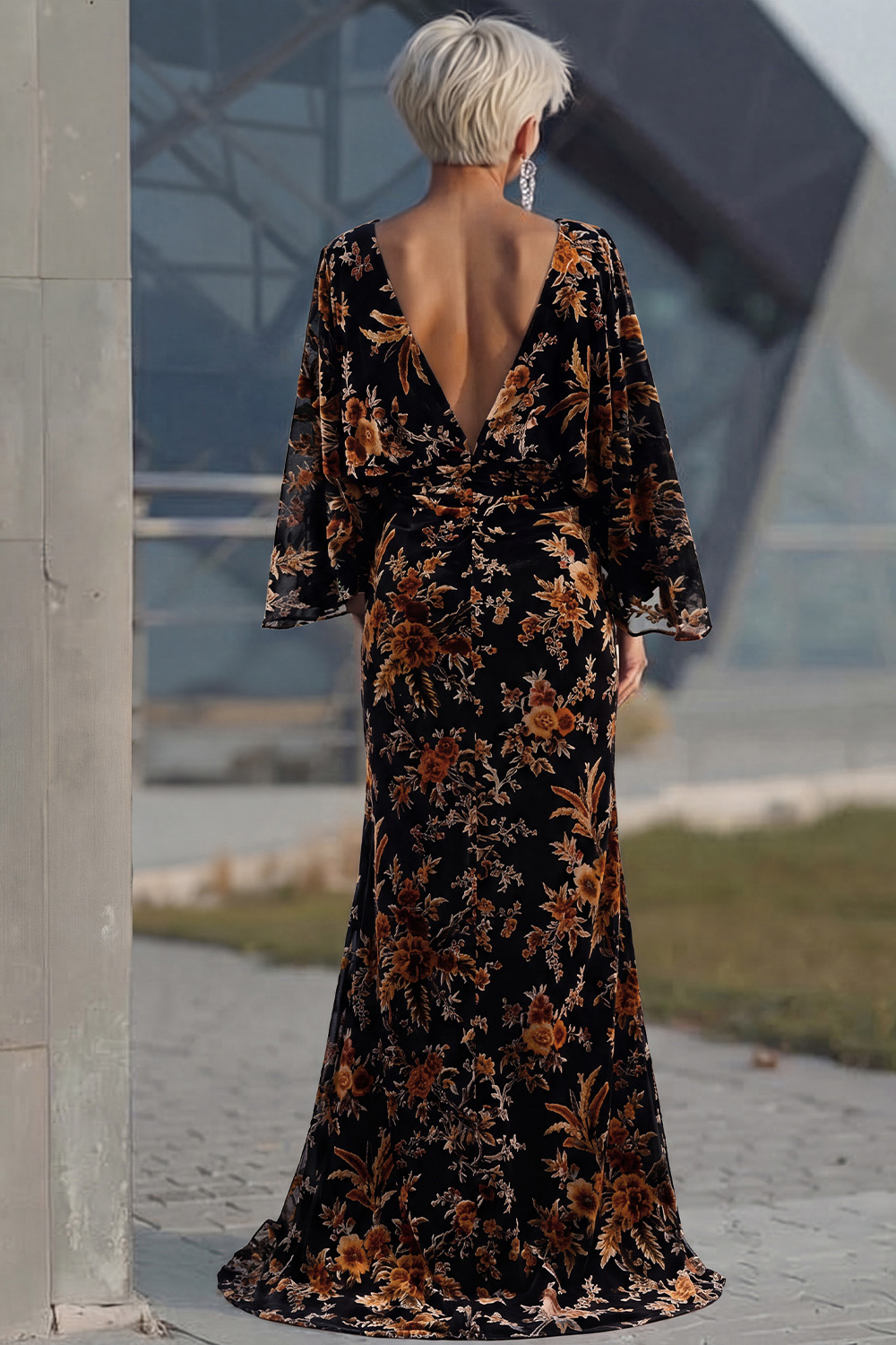 Floral Brown Sheath Ruched Velvet Long Mother of the Bride Dress with Pockets