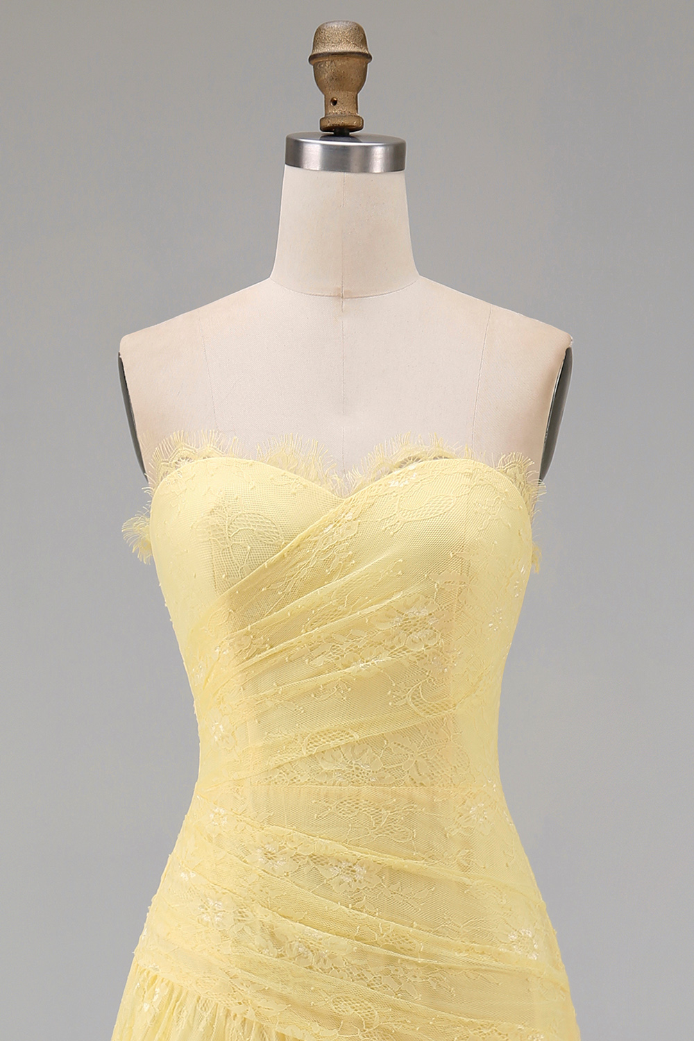 Sweetheart Butter Yellow Floral Lace Long Sheath Ruched Gala Dress