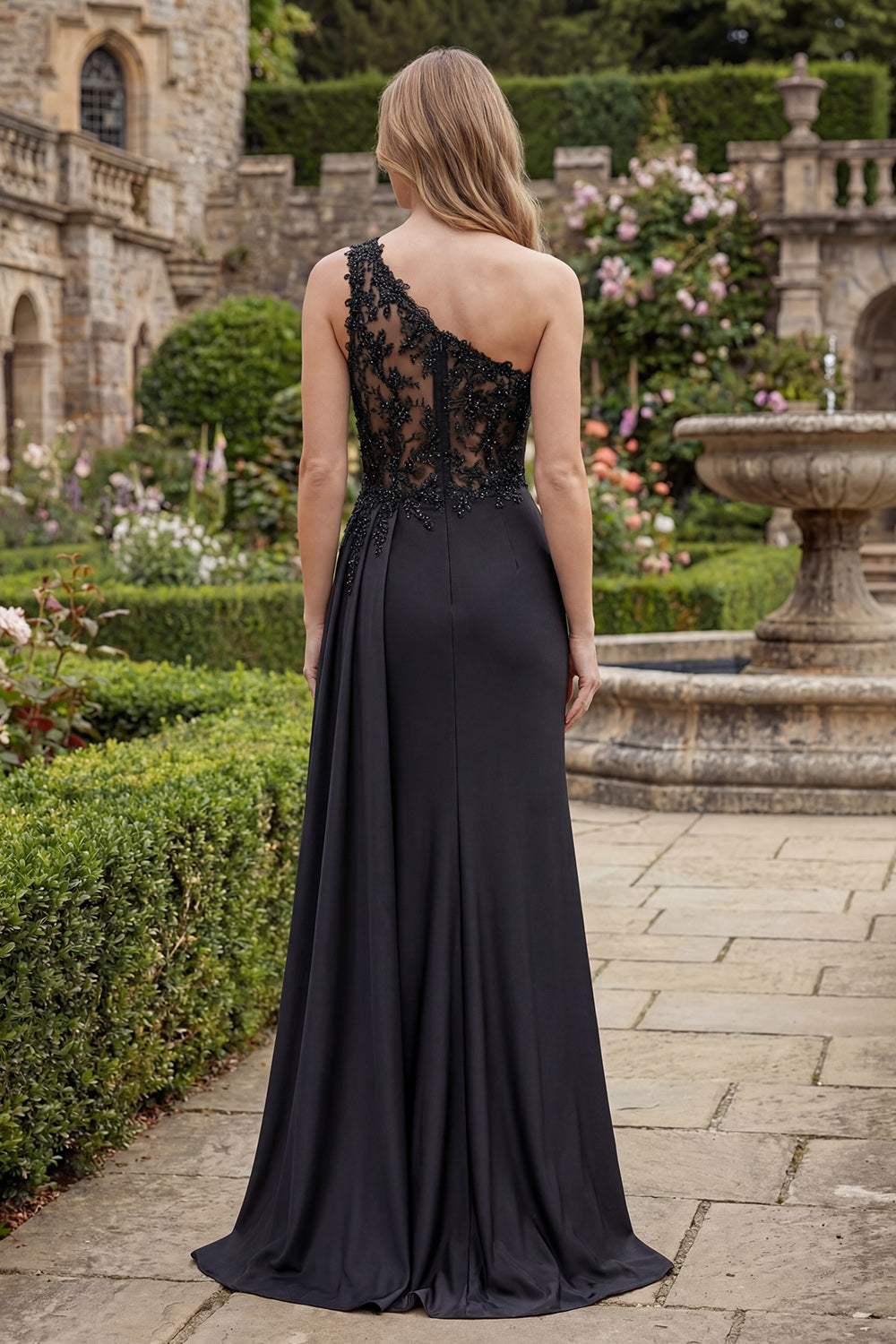 Ruched Appliqued Sheath Long Black Formal Dress with Side Cape