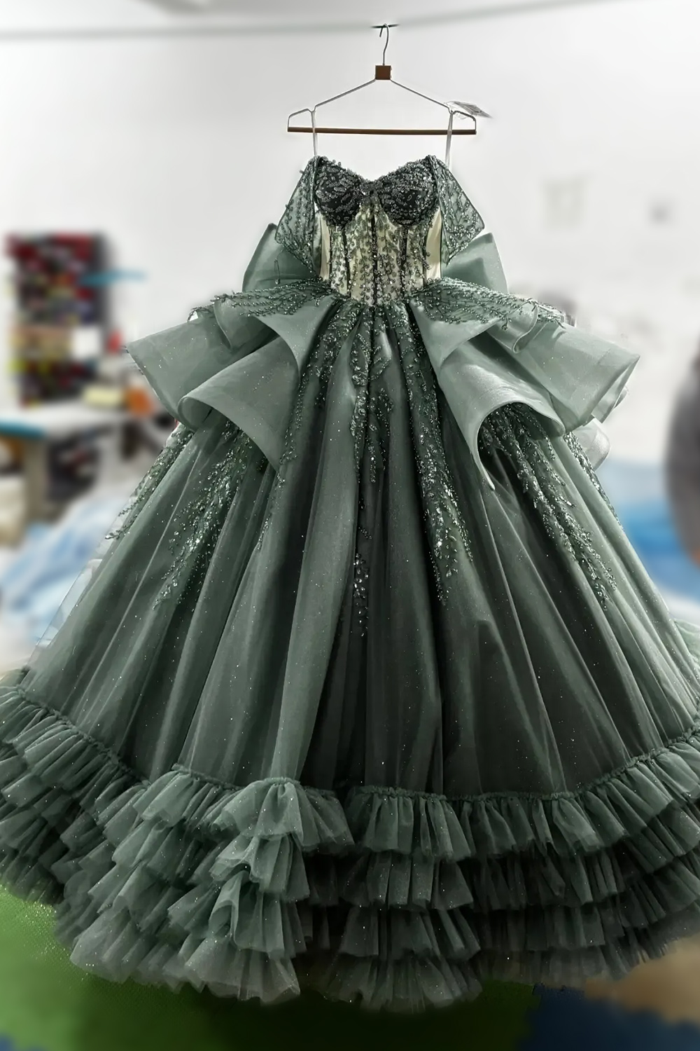 Sparkly Olive Corset Ruffled Glitter Appliqued Long Quinceanera Dress Beaded Cold Shoulder Ball Gown Tulle Sleeveless Sweet 16 Dress
