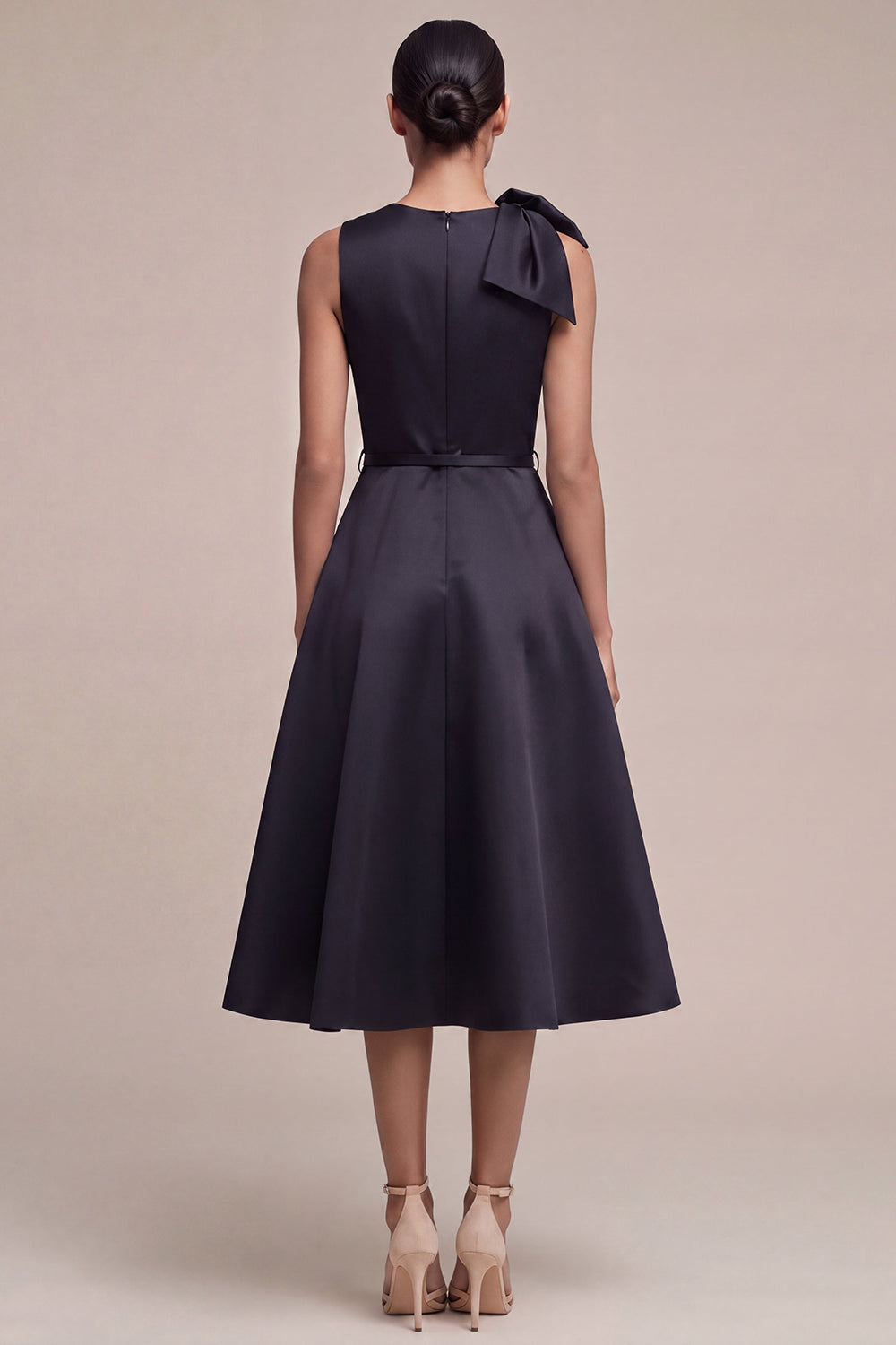 A Line Round Neck Midi Black Cocktail Dress with Bow