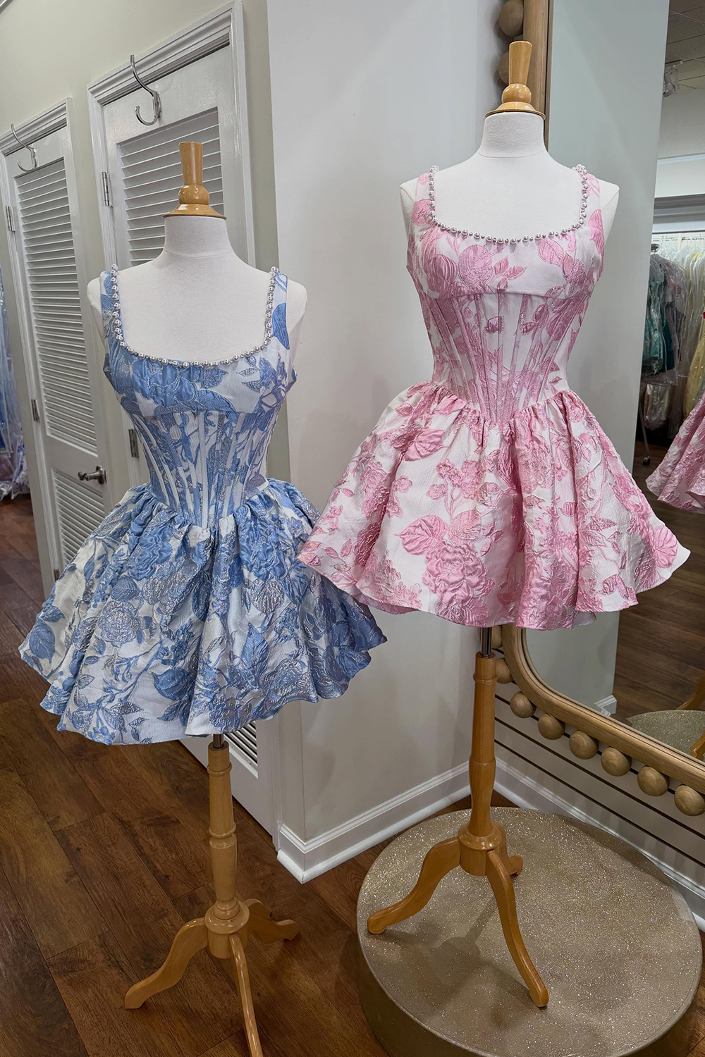 Floral A Line Pink Corset Thick Straps Short Homecoming Dress with Pearls