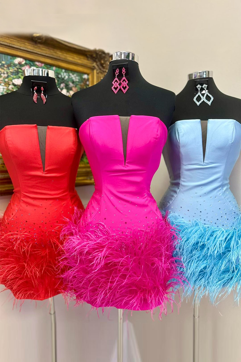 Sparkly Fuchsia Strapless Beaded Short Homecoming Dress with Feathers