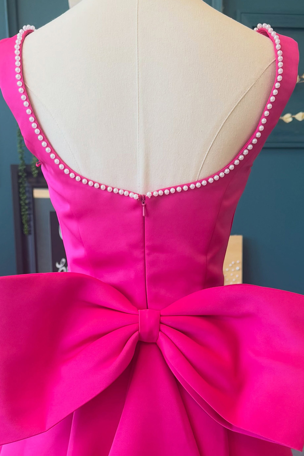 Fuchsia Boat Neck Ruffled Short Homecoming Dress with Pearls
