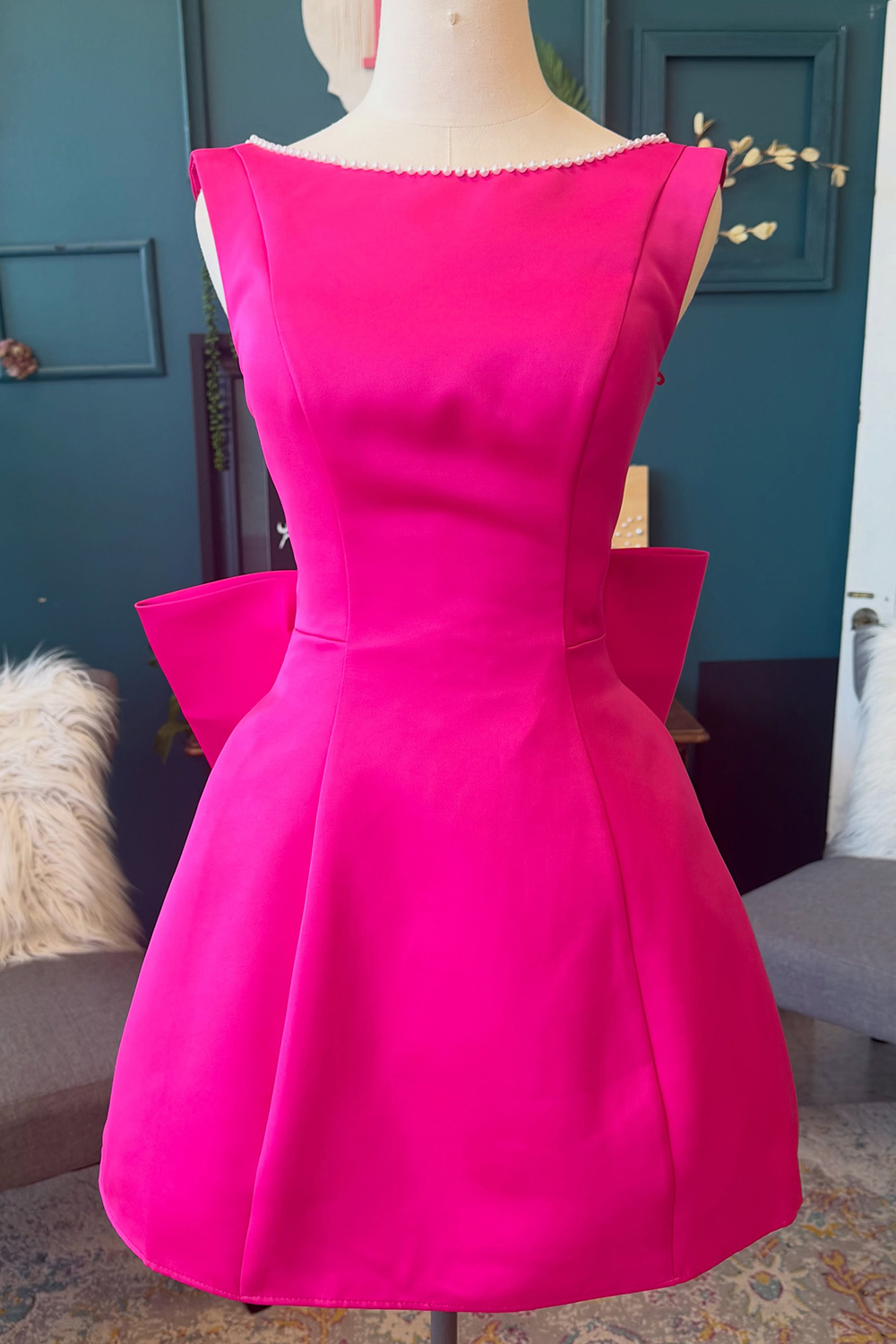 Fuchsia Boat Neck Ruffled Short Homecoming Dress with Pearls