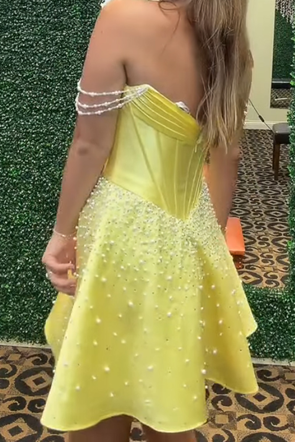 Corset Pink Off the Shoulder Pearls Short Homecoming Dress