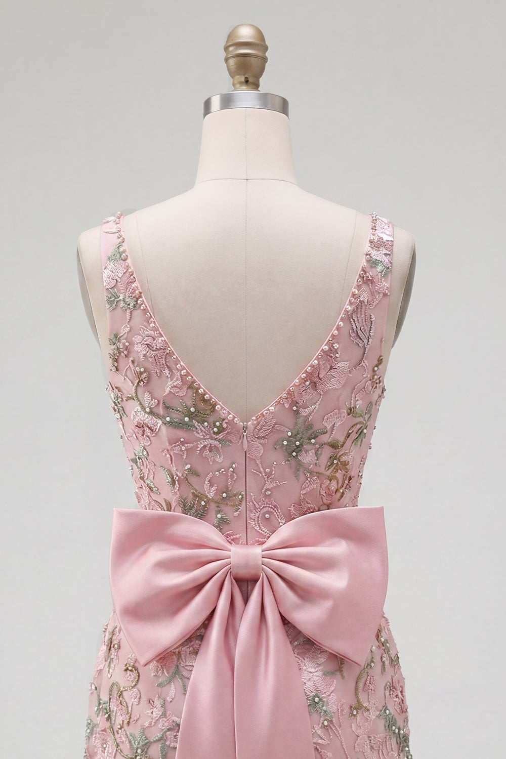 Sparkly Beaded Pink Floral Tight Short V-Neck Homecoming Dress with Bow