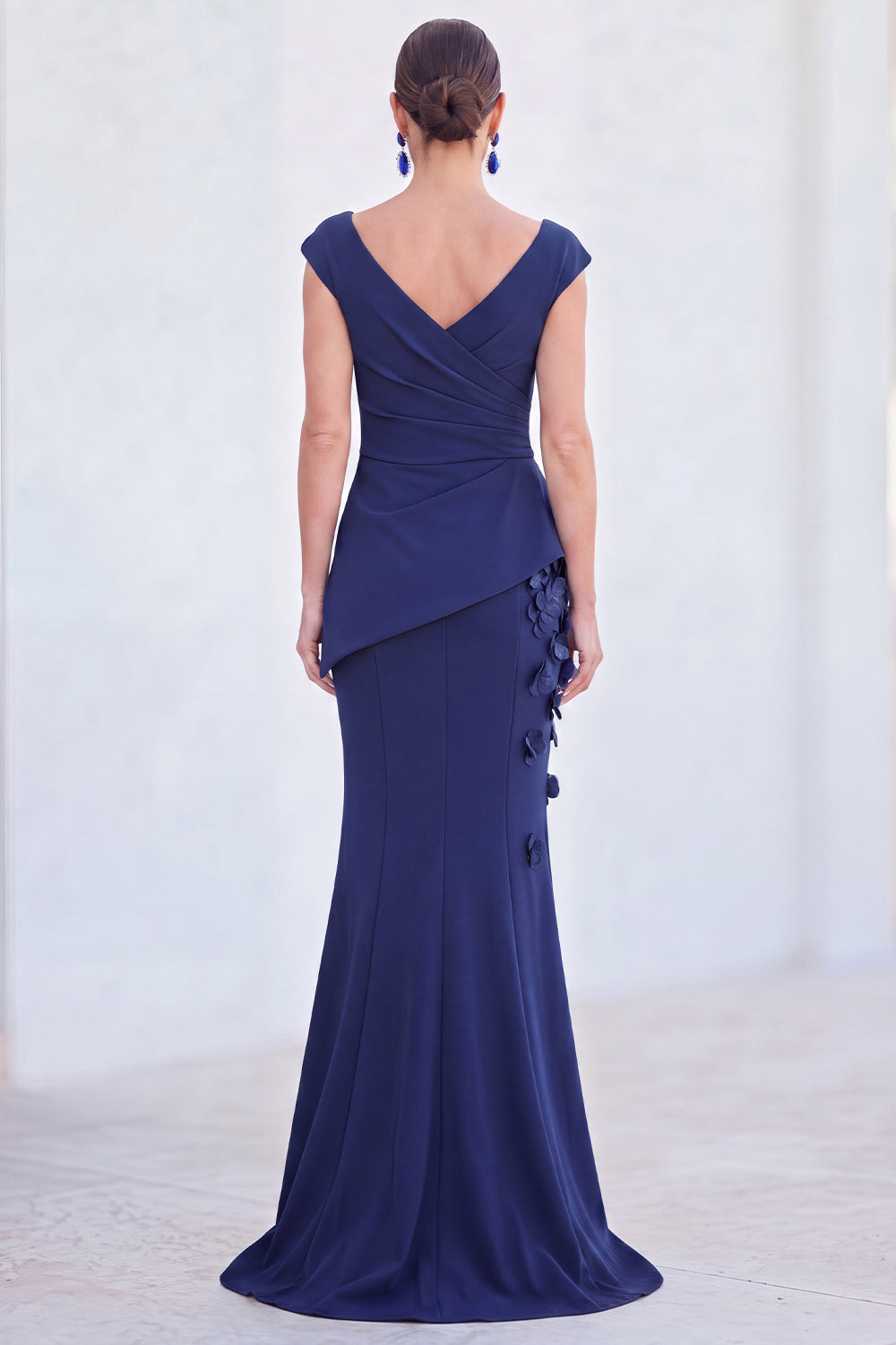 Ruched V-Neck Fuchsia Mermaid Long Mother of the Bride Dress with 3D Flowers