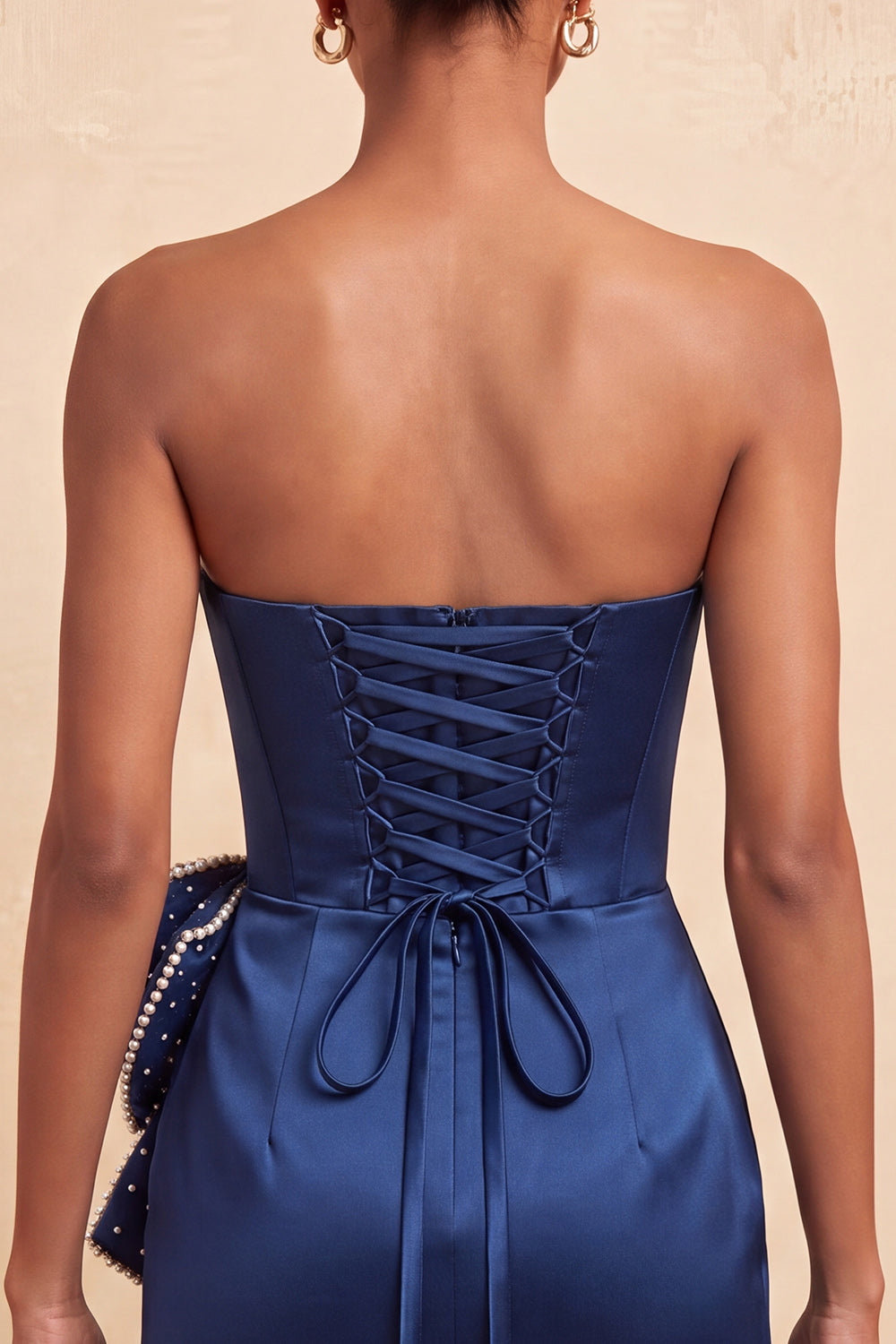 Dark Green Beaded Satin Tight Short Homecoming Dress with Bow