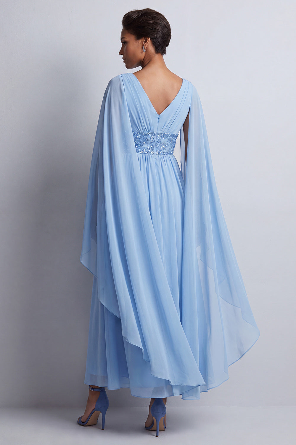 Beaded Long Sparkly Pink A Line V-Neck Mother of the Bride Dress with Cape