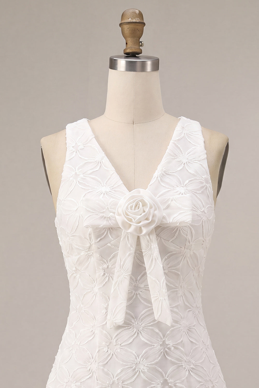 White V-Neck A-Line Short Floral Graduation Dress with Bow