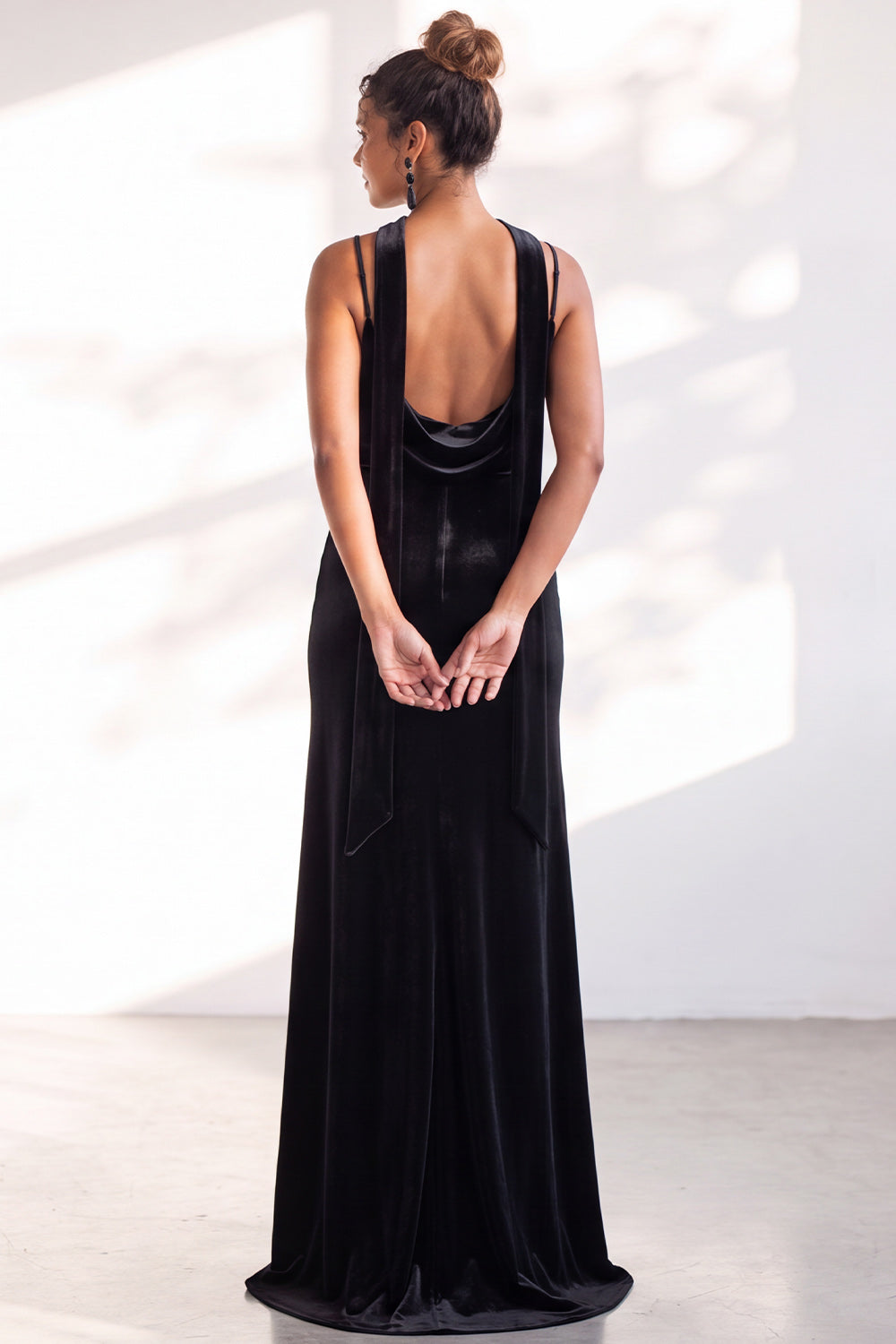 Dark Green Mermaid Spaghetti Straps Velvet Long Formal Dress