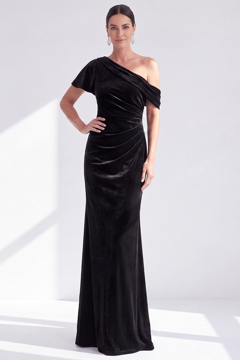 Dark Green Mermaid Velvet Long Mother of the Bride Dress with Sleeve