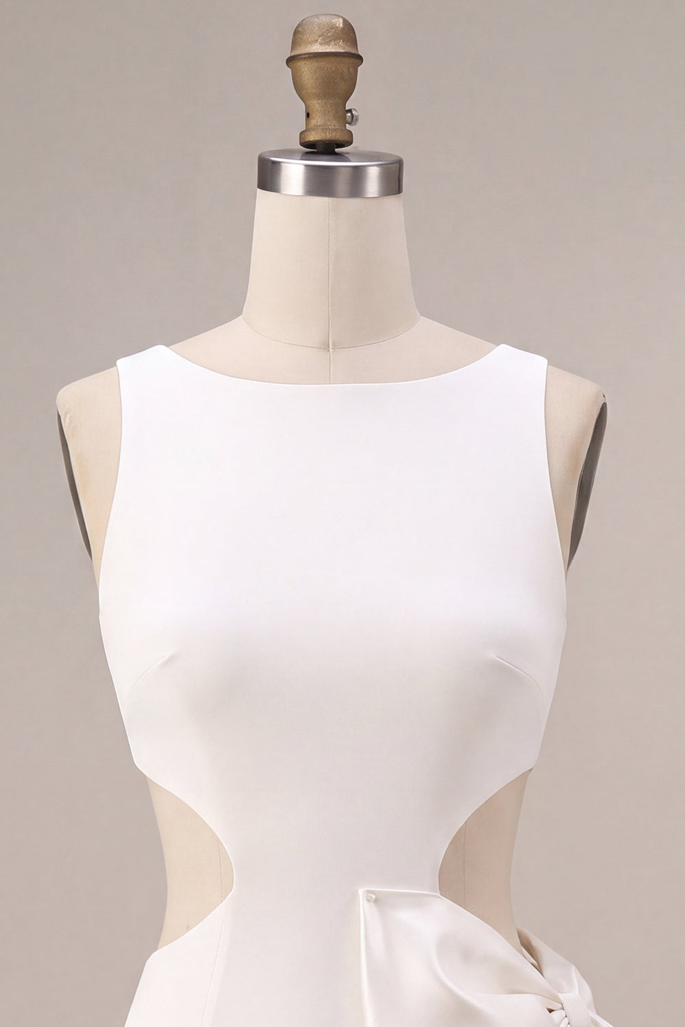 White Tight Round Neck Cut Out Short Engagement Dress with Bow