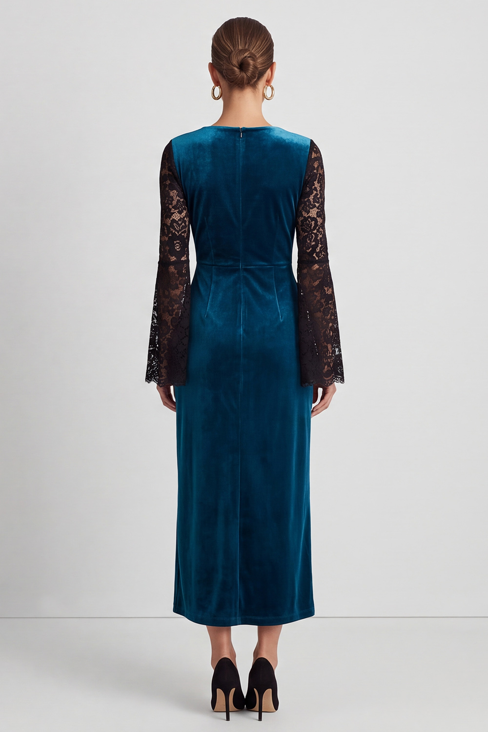 Sheath Peacock Blue Velvet V-Neck Ruched Midi Evening Dress with Lace