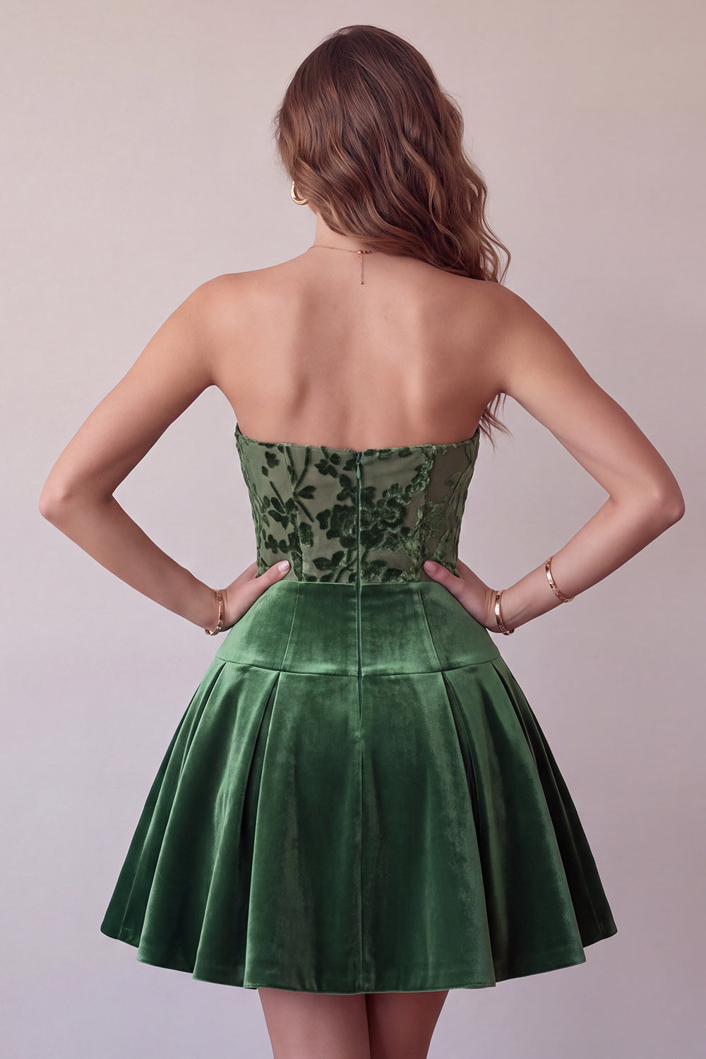Floral Velvet Dark Green A Line Ruched Short Homecoming Dress