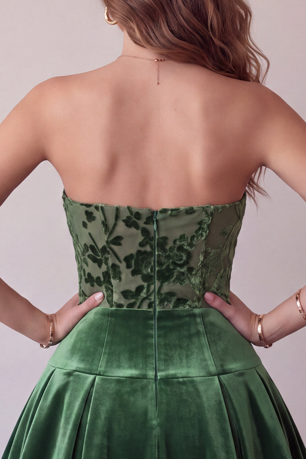 Floral Velvet Dark Green A Line Ruched Short Homecoming Dress
