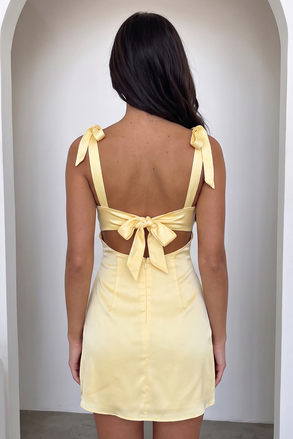 Light Yellow Bodycon Square Neck Short Homecoming Dress with Bow