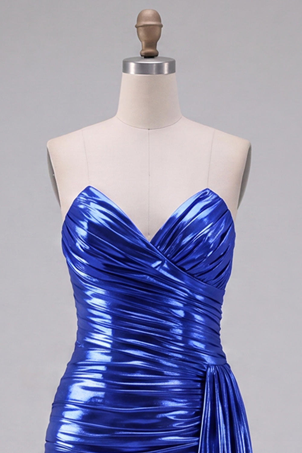 Sparkly Metallic Royal Blue Bodycon Strapless Ruched Short Homecoming Dress