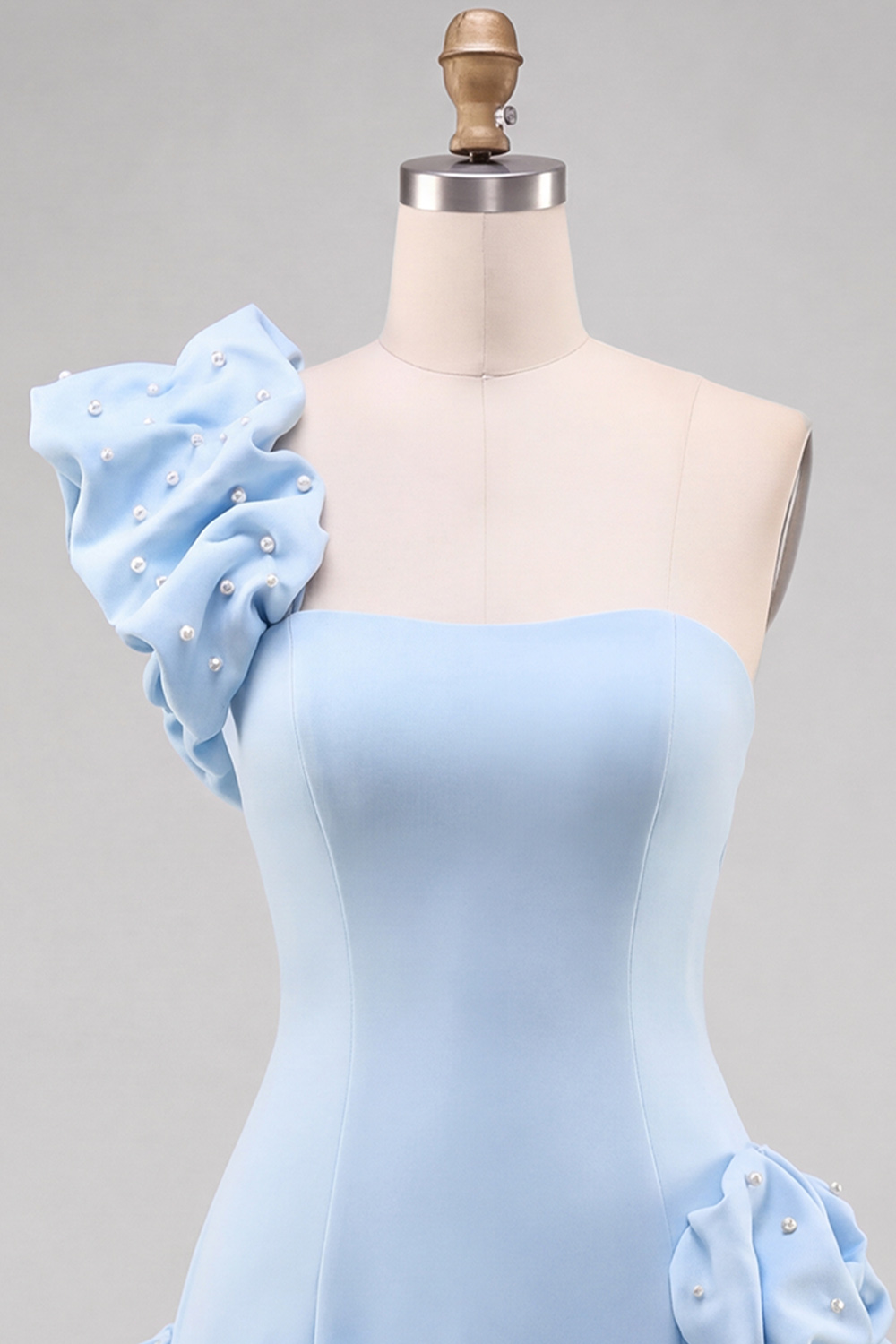 Light Blue Tight Ruched Short Homecoming Dress with Pearls