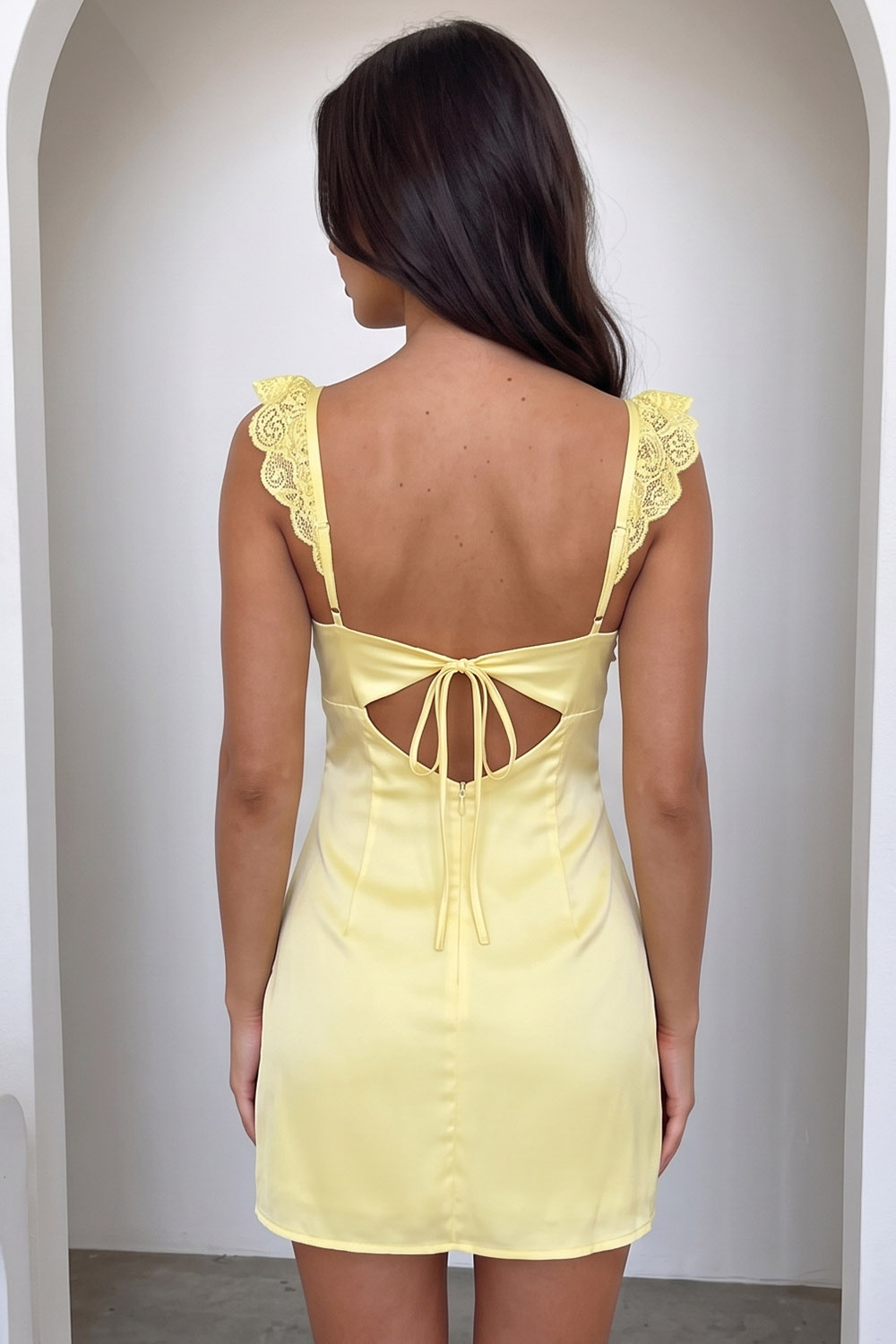 Daffodil Bodycon Ruched Short Birthday Dress with Lace