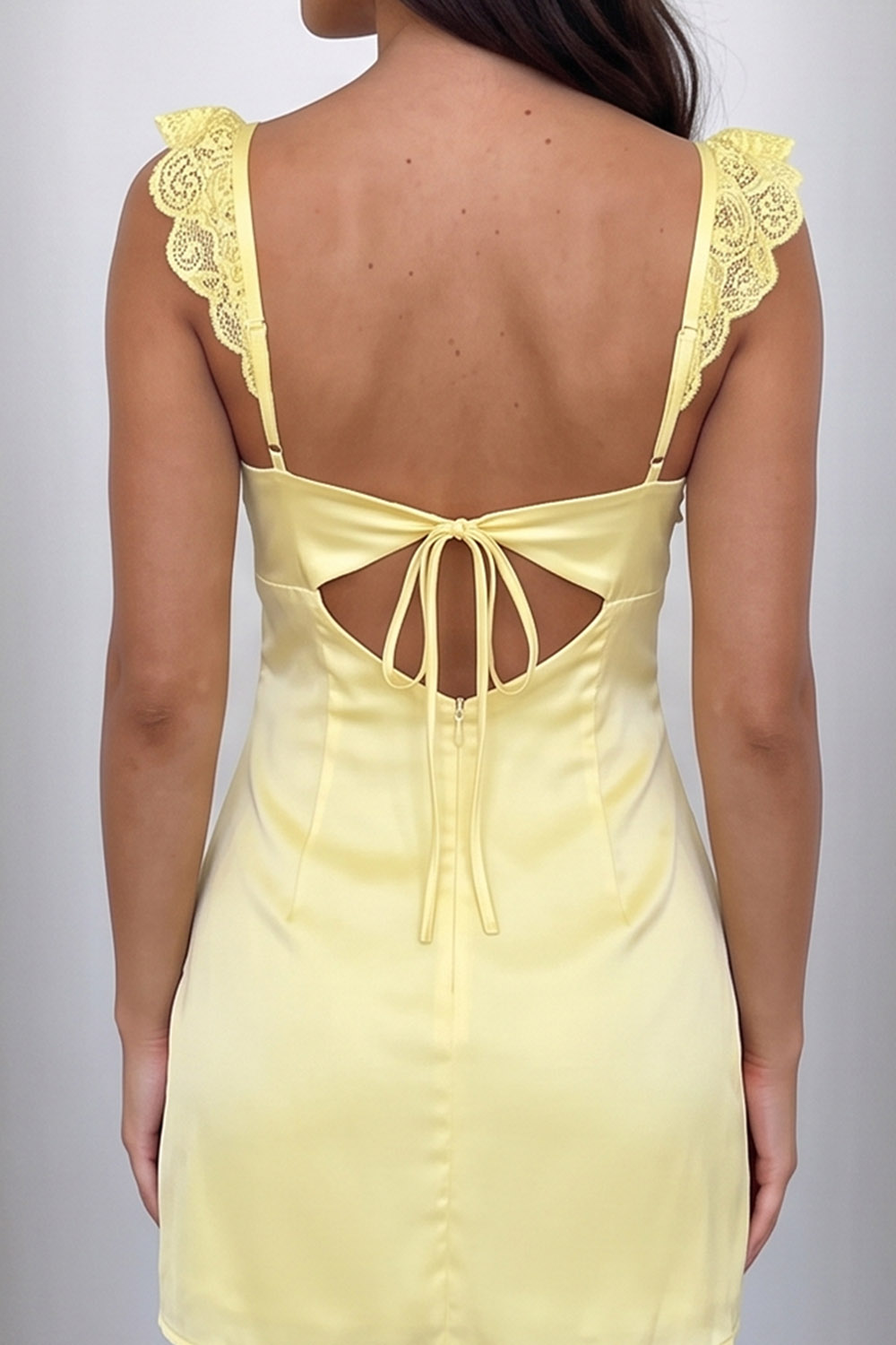 Daffodil Bodycon Ruched Short Birthday Dress with Lace