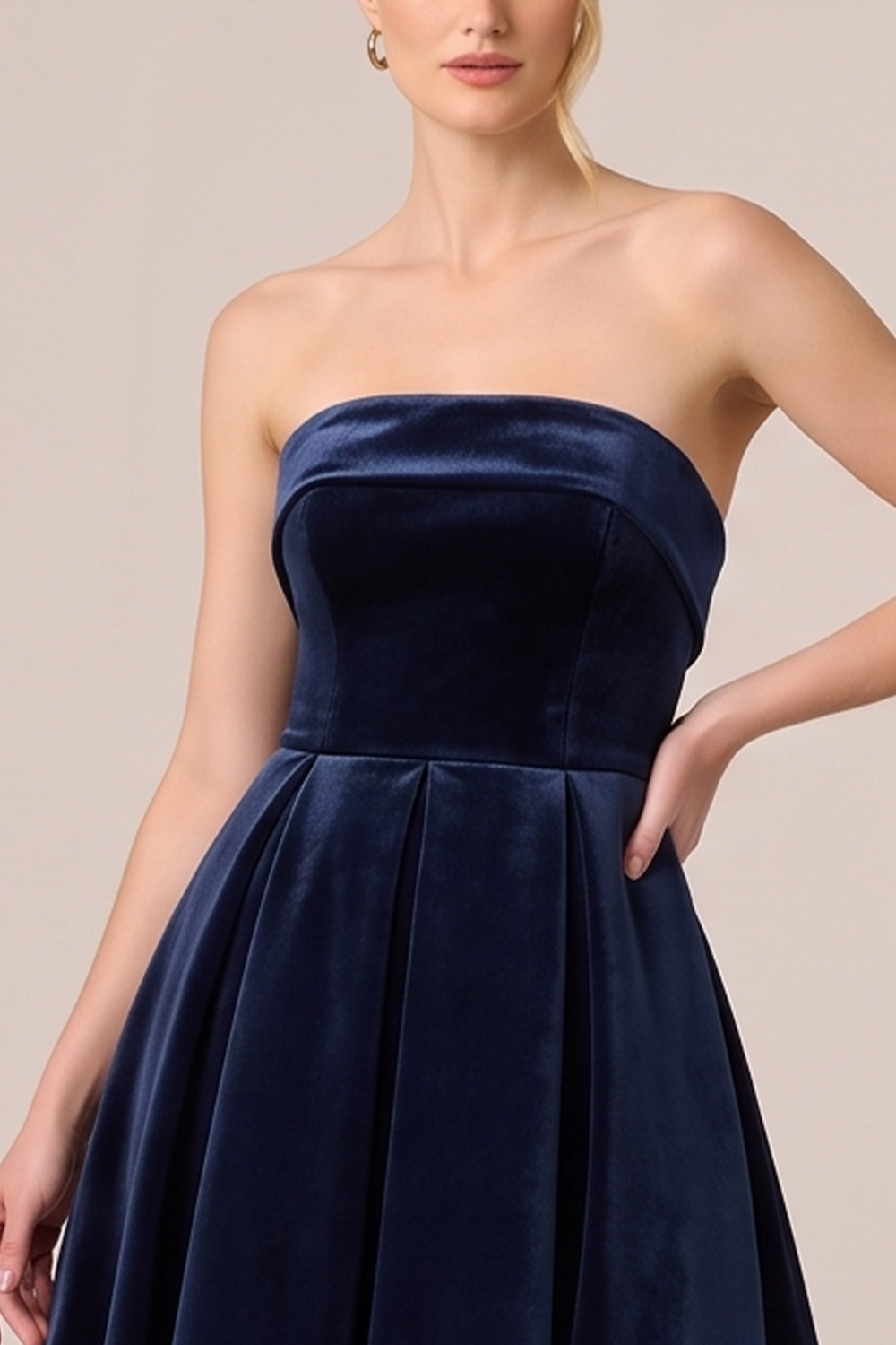 Black A-Line Strapless Velvet Midi Holiday Party Dress