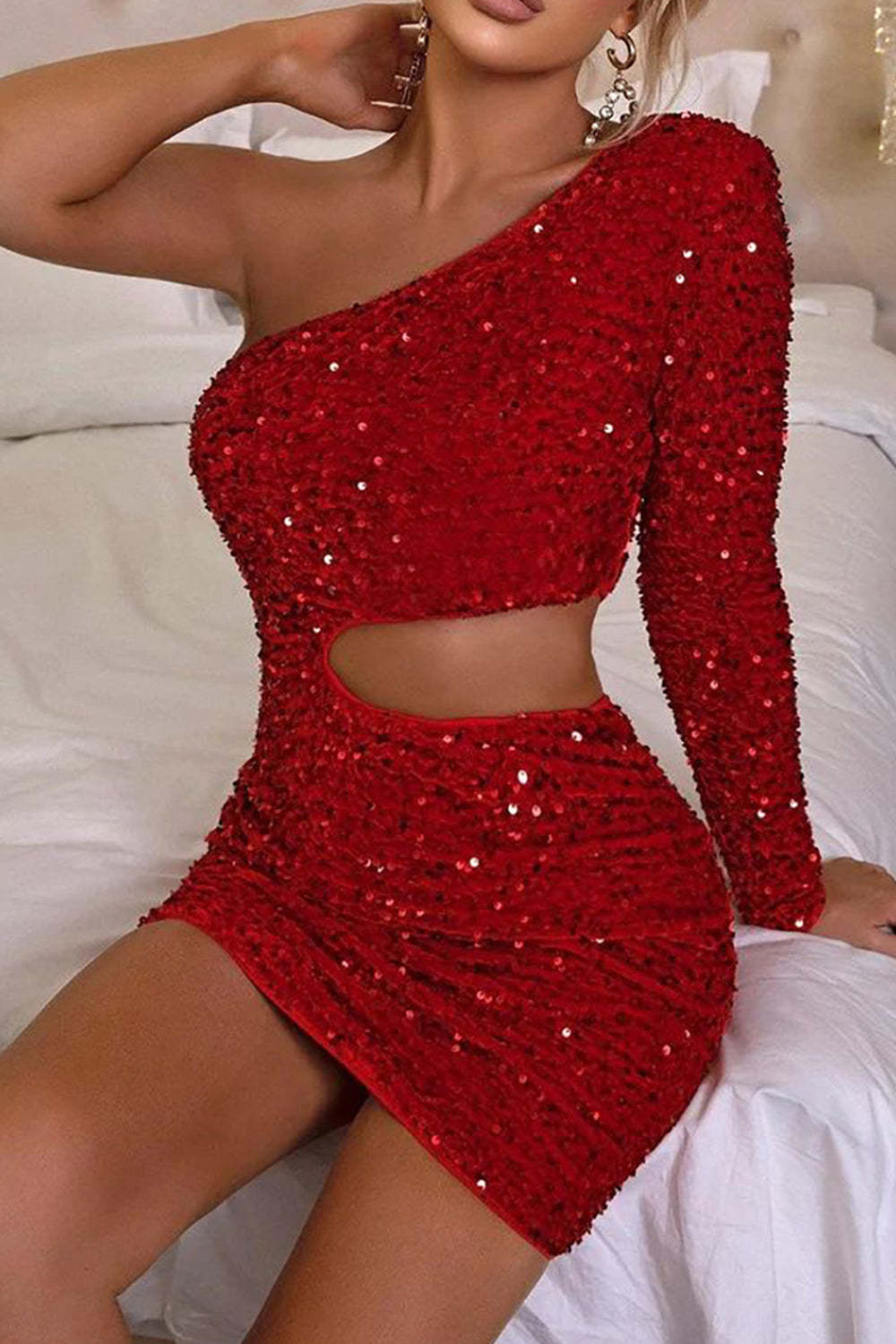 Sheath One Shoulder Champagne Sequins Short Homecoming Dress with Long Sleeves