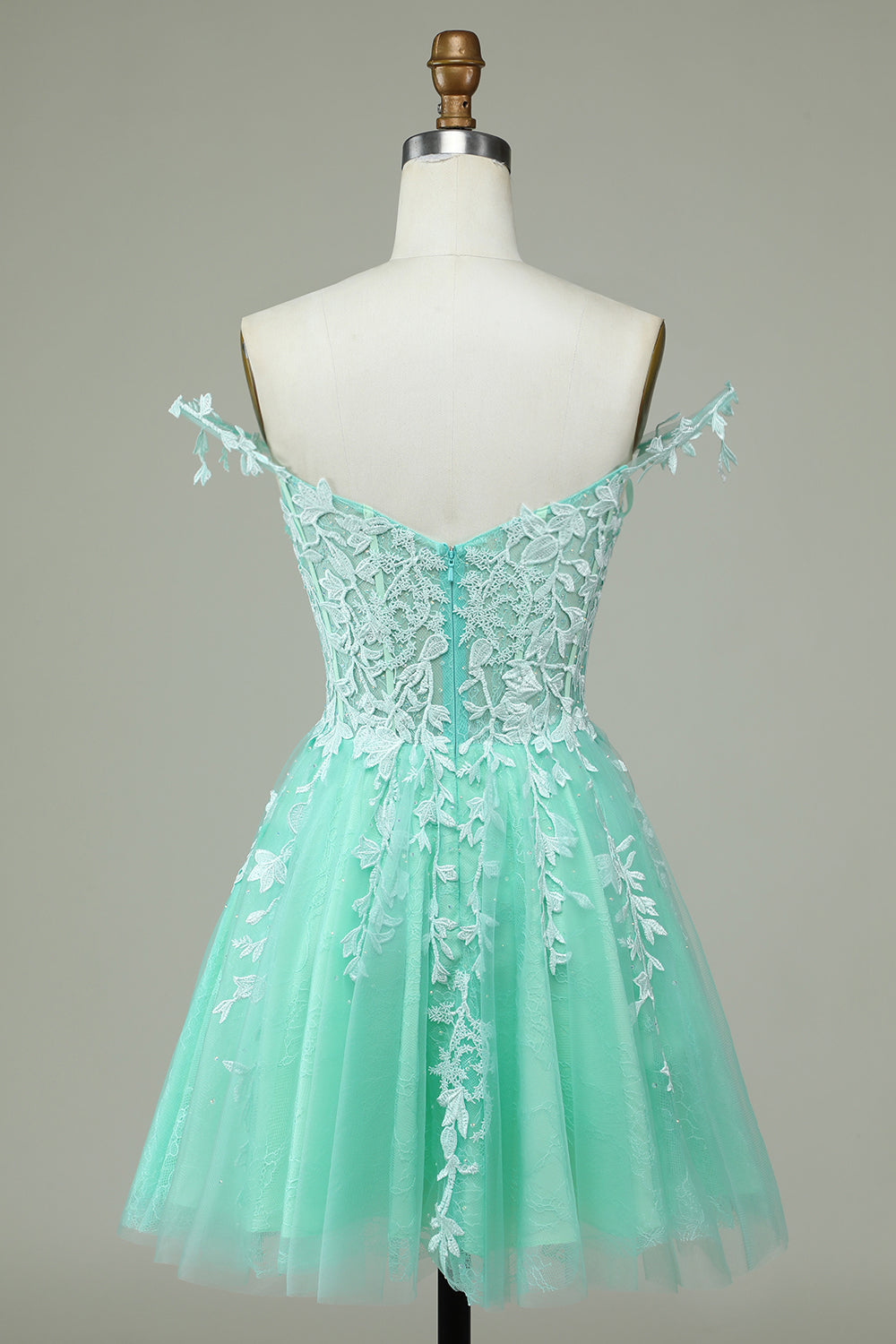 Cute A Line Spaghetti Straps Light Green Short Homecoming Dress with Appliques
