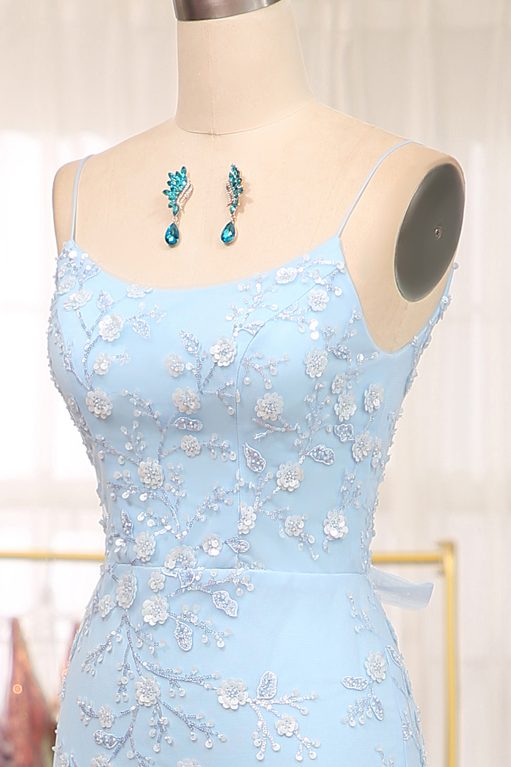 Gorgeous Mermaid Spaghetti Straps Blue Long Prom Dress with Appliques