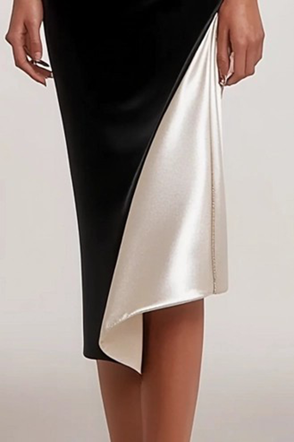 Elegant Black and WHite Sheath V-Neck Midi Formal Dress