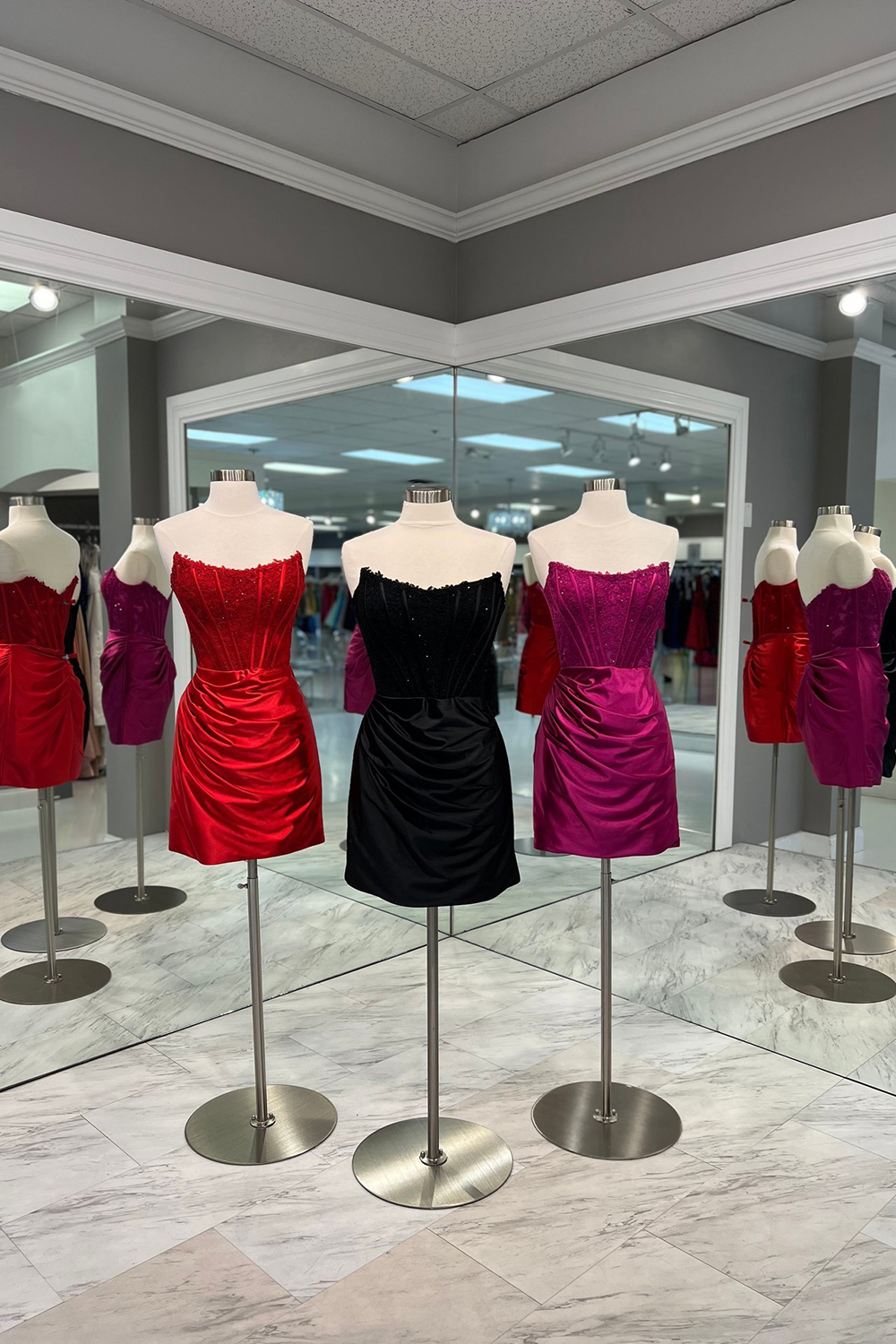 Trendy Purple Strapless Ruched Satin Corset Short Homecoming Dress with Appliques