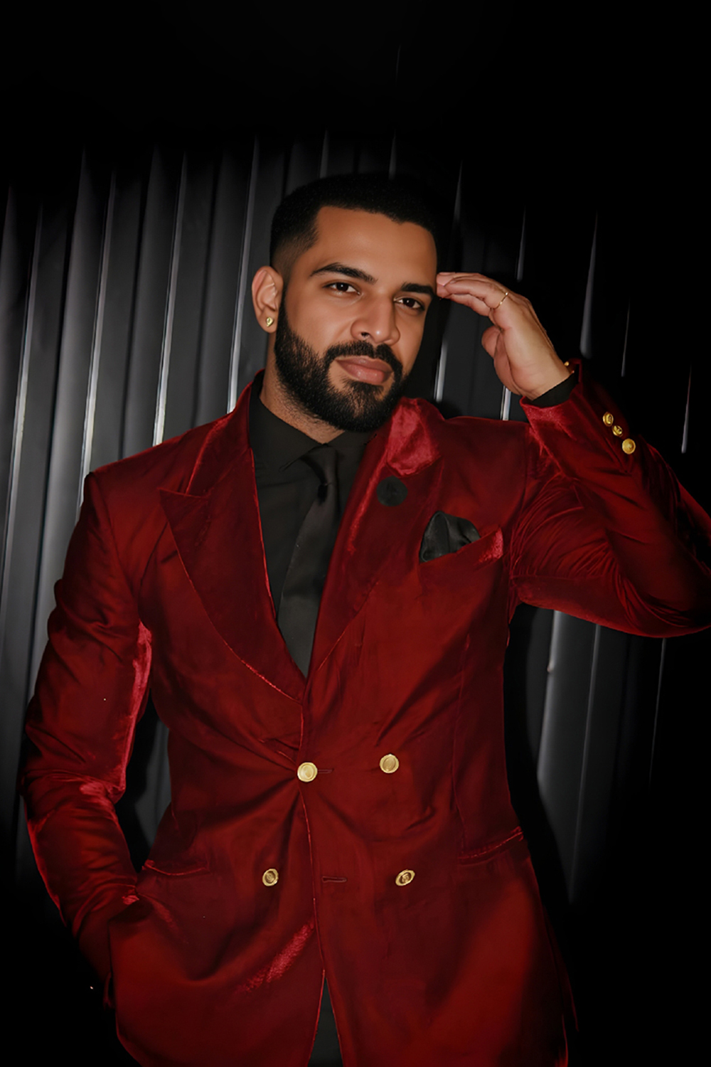 Red Velevt Peak Lapel Double Breasted Men's Prom Homecoming Blazer