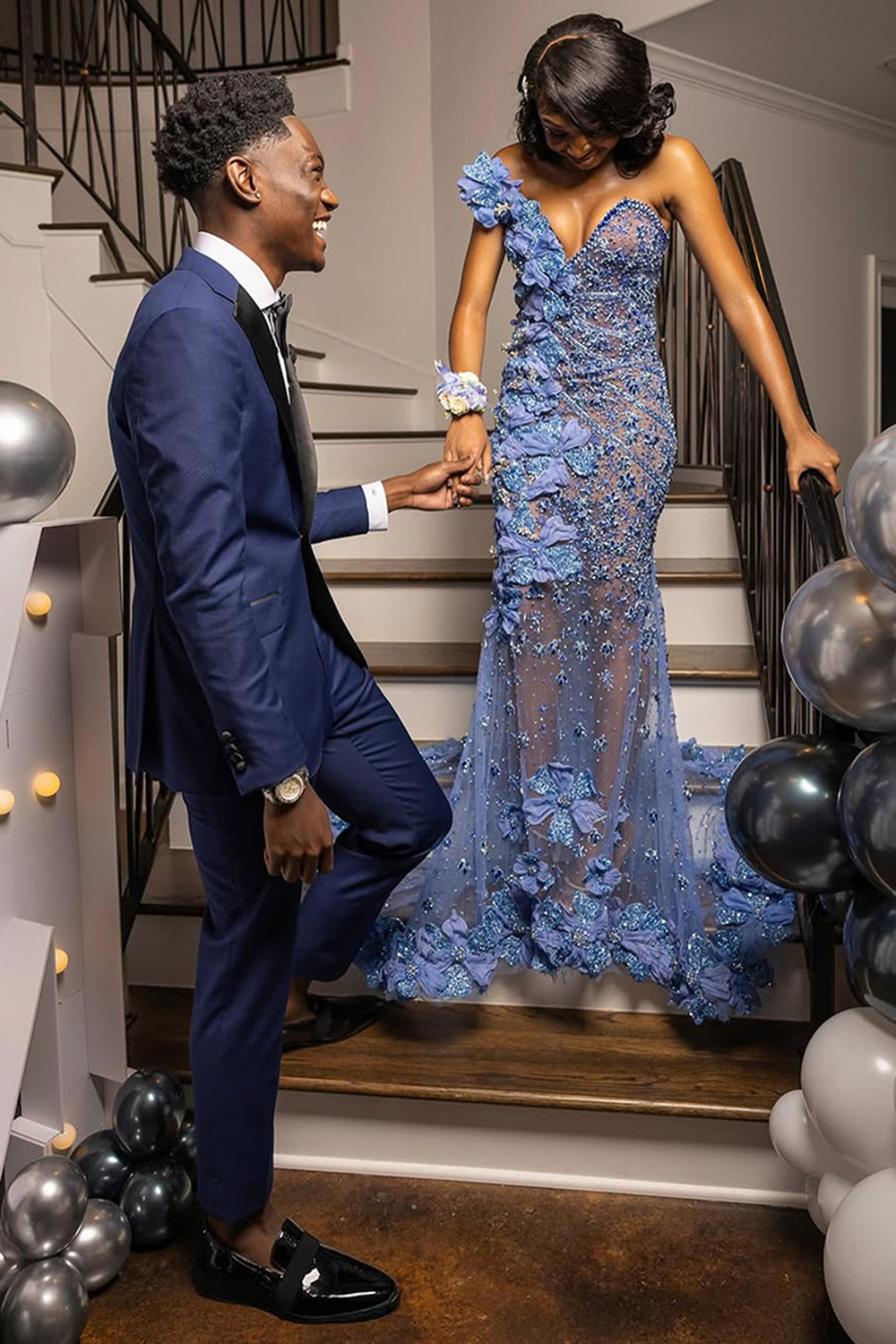Blue Notched Lapel Slim Fit 2 Piece Men's Prom Homecoming Suits