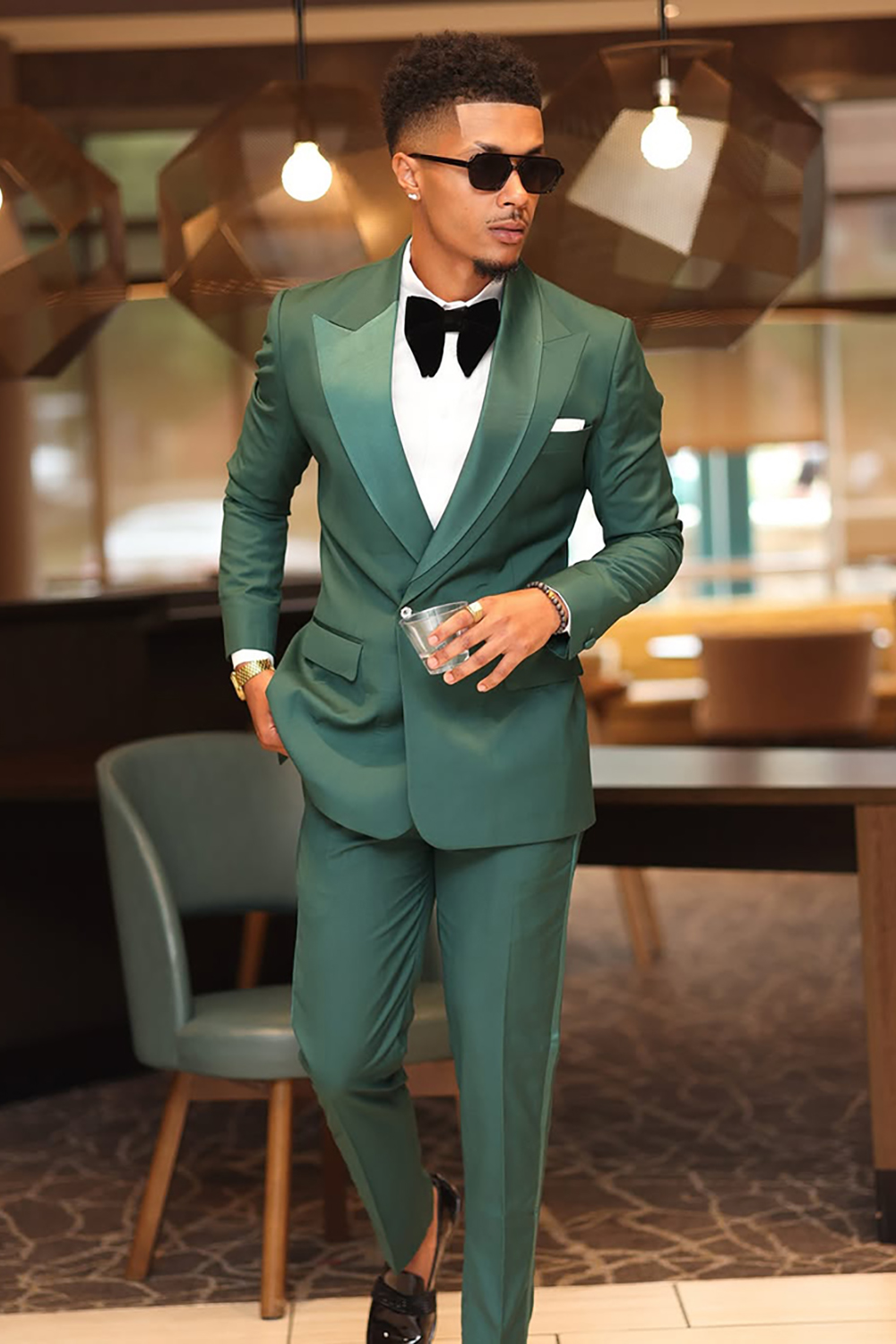 Dark Green Slim Fit Peak Lapel 2 Piece Men's Prom Homecoming Suits