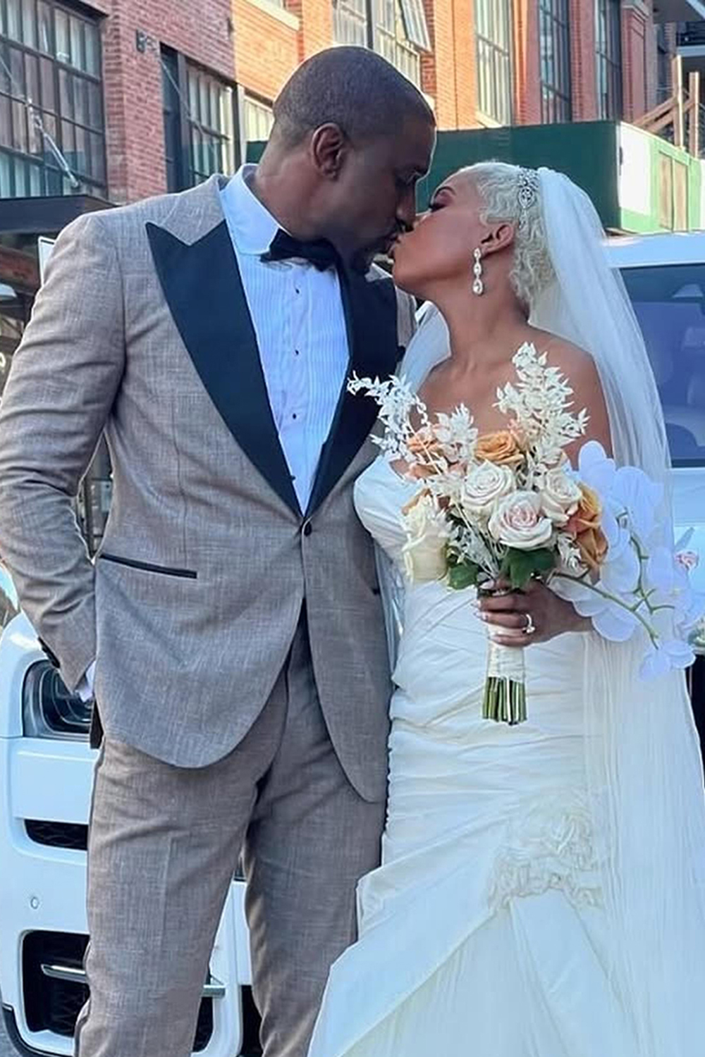 Grey Peak Lapel Single Breasted Slim Fit 2 Piece Men's Prom Homecoming Suits