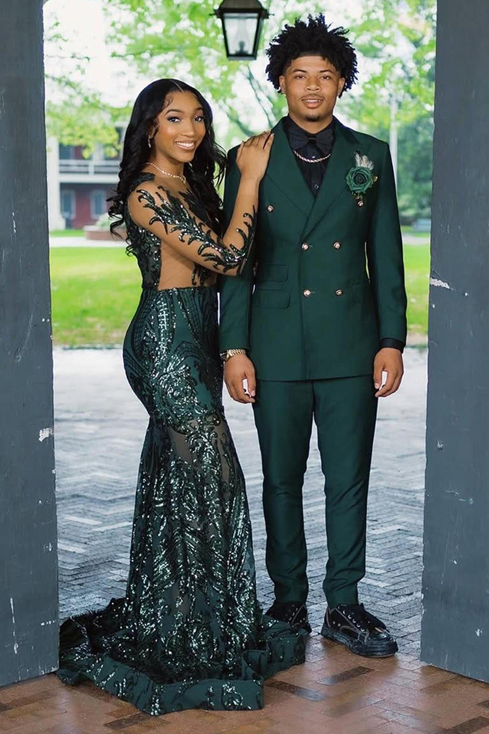 Dark Green Peak Lapel Slim Fit 2 Piece Men's Prom Homecoming Suits