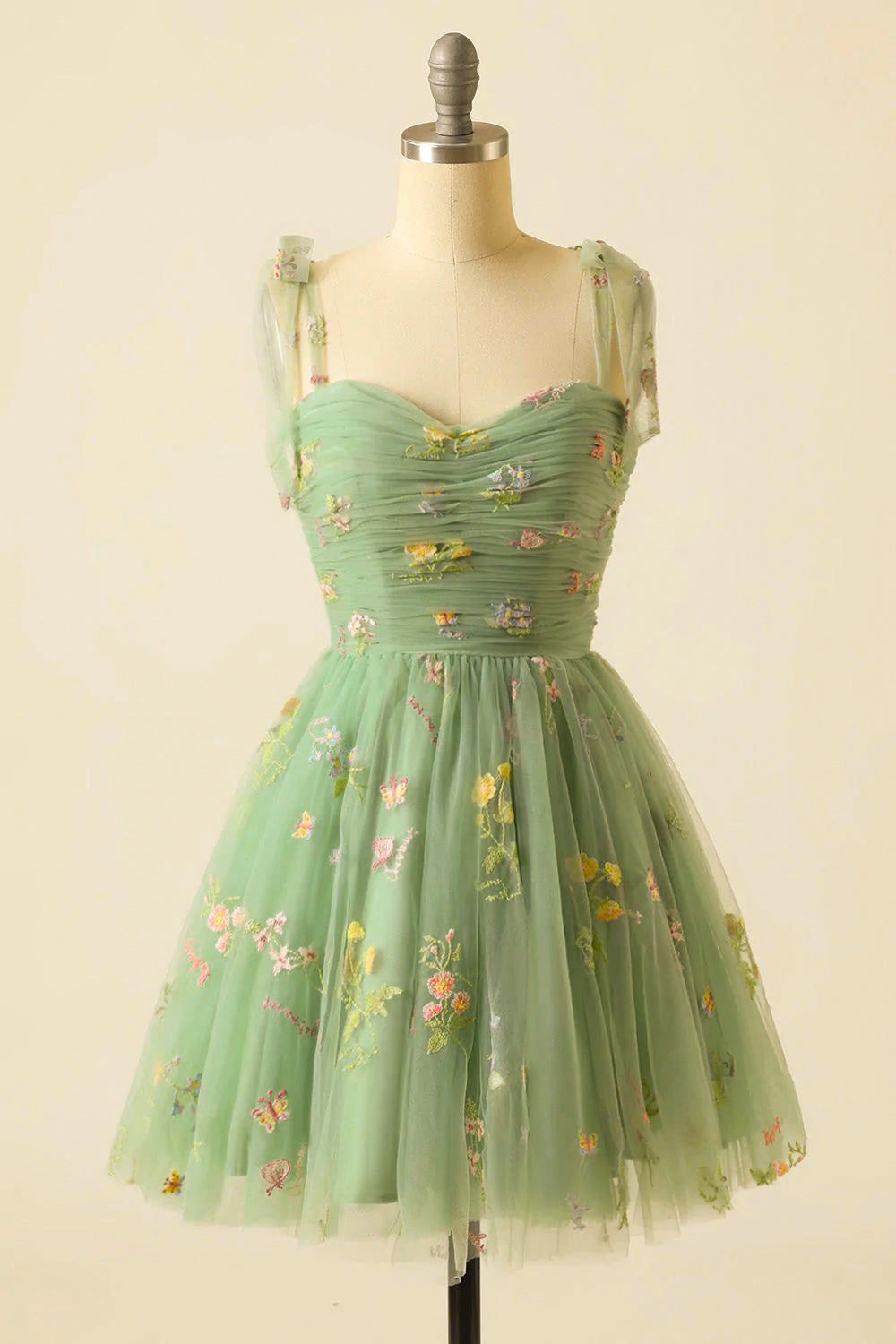 Cute A Line Green Spaghetti Straps Short Homecoming Dress with Embroidery