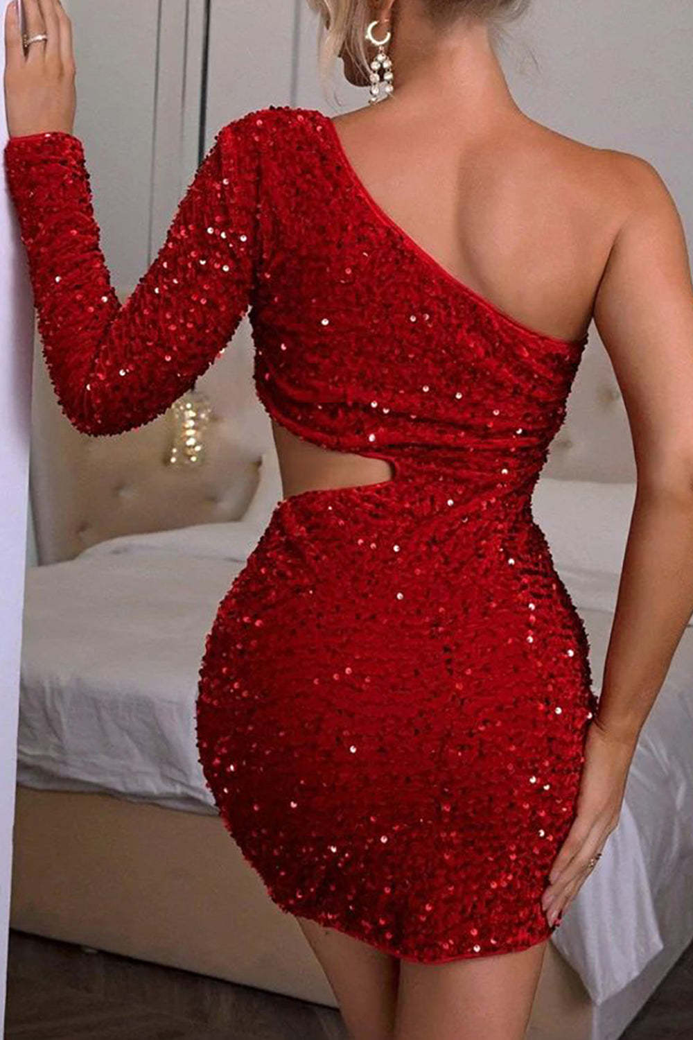 Sheath One Shoulder Champagne Sequins Short Homecoming Dress with Long Sleeves