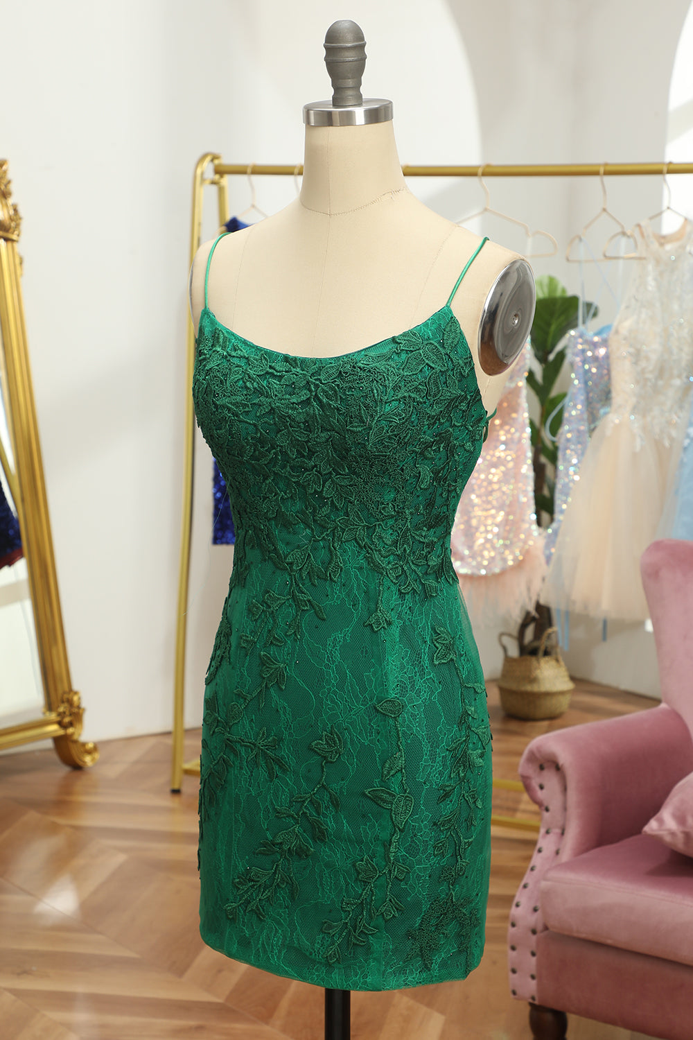 Spaghetti Straps Bodycon Cocktail Dress with Appliques