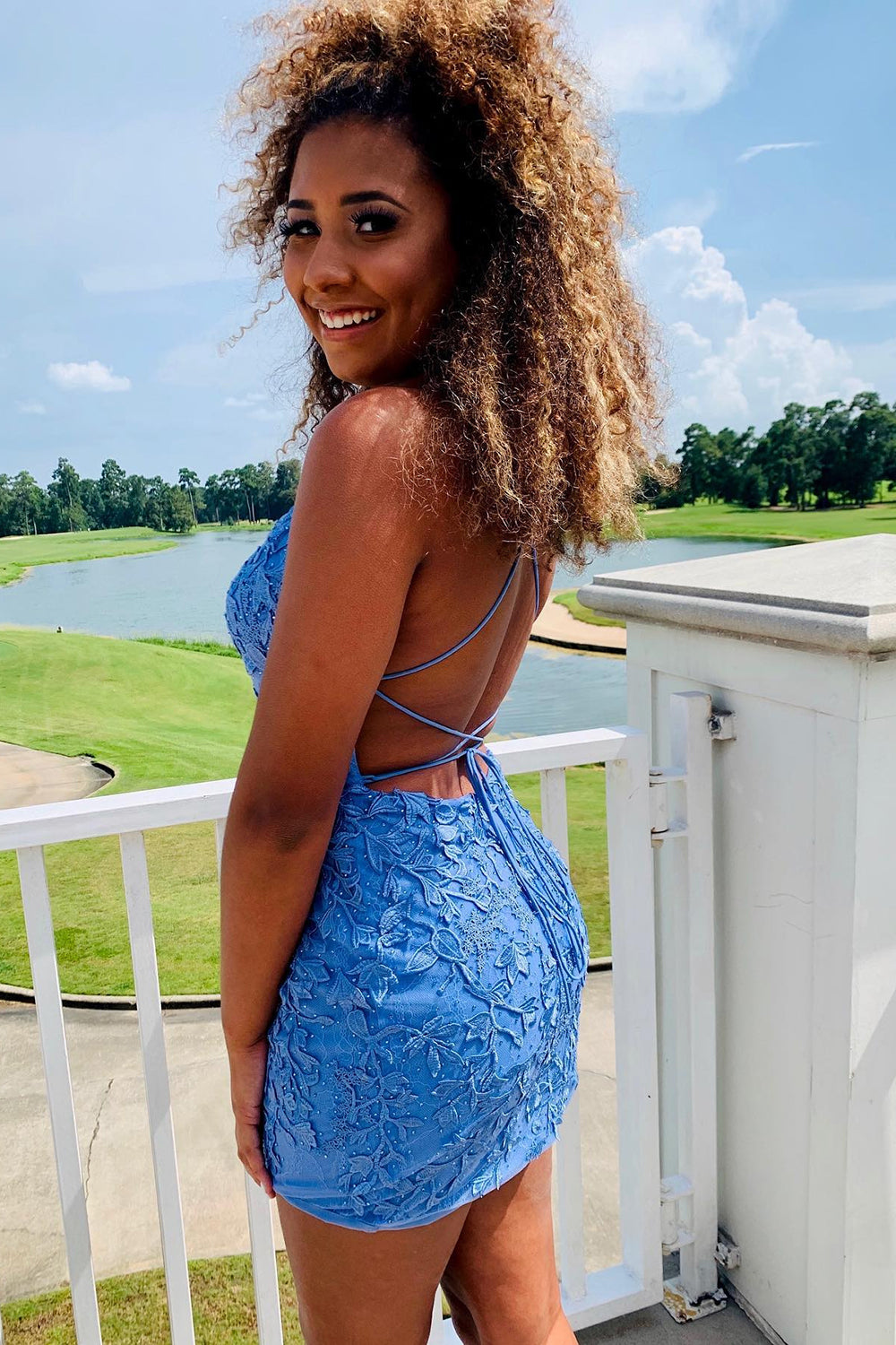 Spaghetti Straps Bodycon Cocktail Dress with Appliques