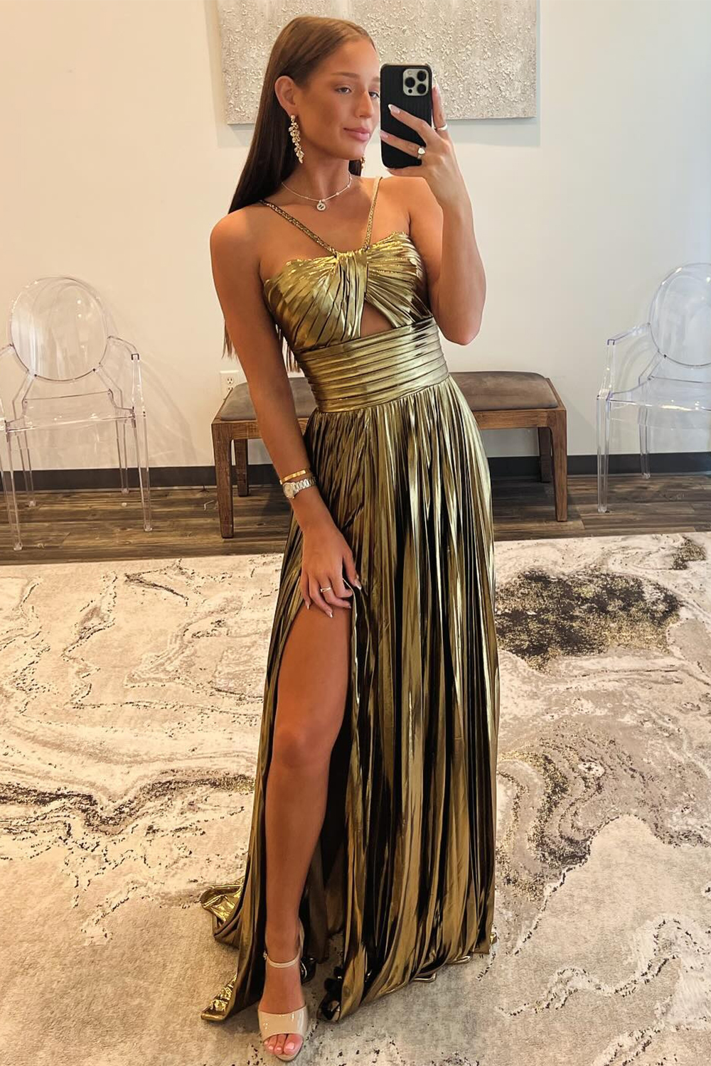 Hellymoon Women Sparkly Golden Metallic Prom Dress A Line Halter Neck  Pageant Dress Long Pleated Gala Dress with Side Slit