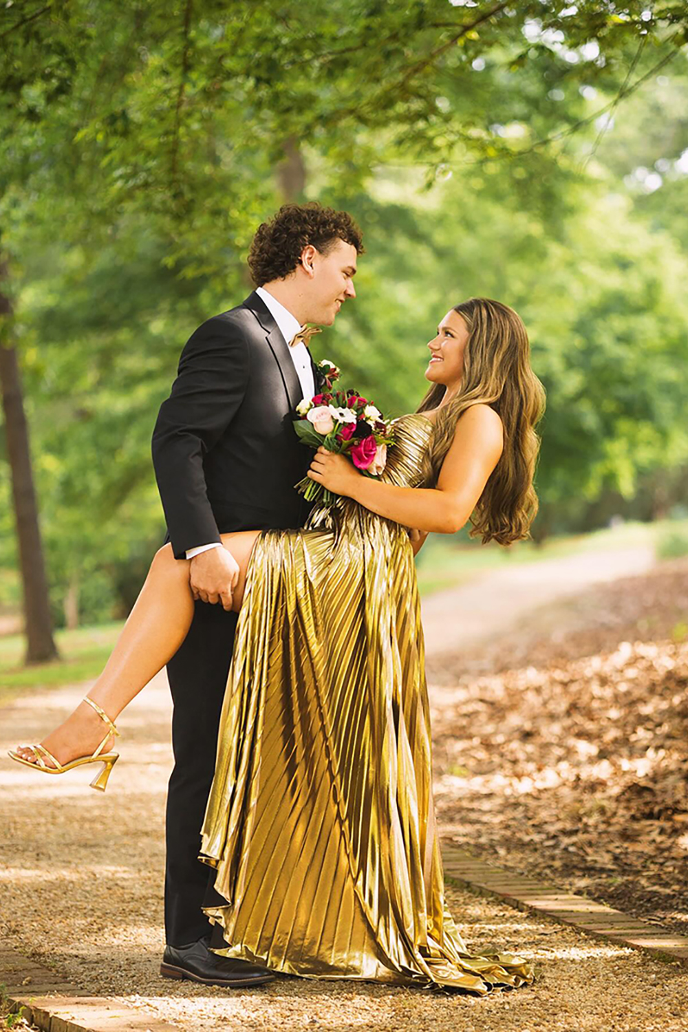 Royal Blue Sweetheart Metallic Pleated Long Prom Dress with Slit