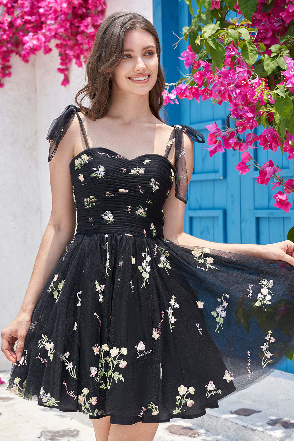 Black Spaghetti Straps Short Homecoming Dress with Embroidery